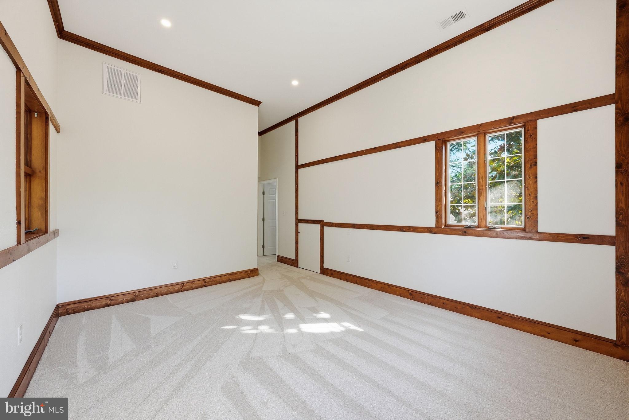 RIVER WATCH - Residential