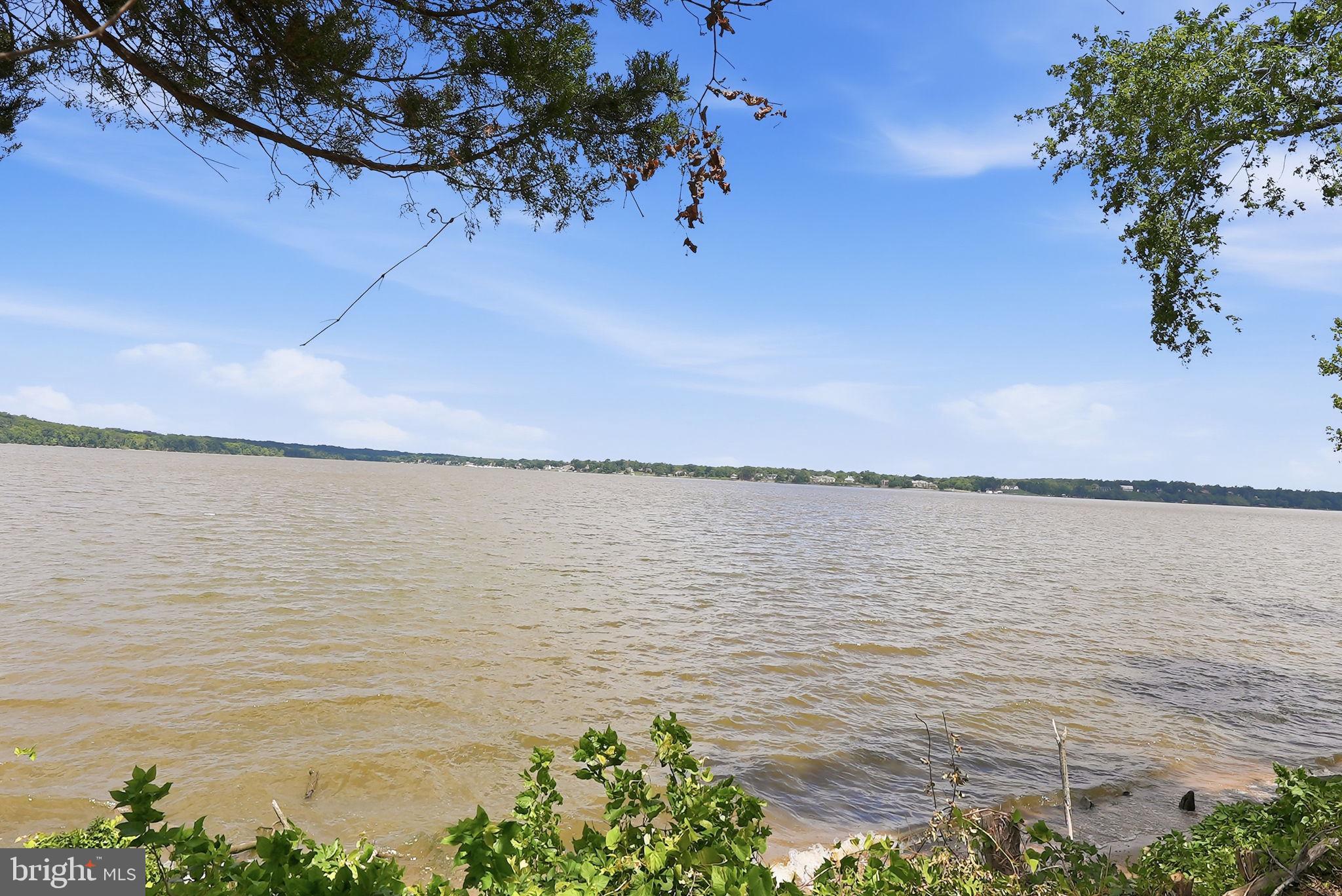 RIVER WATCH - Residential