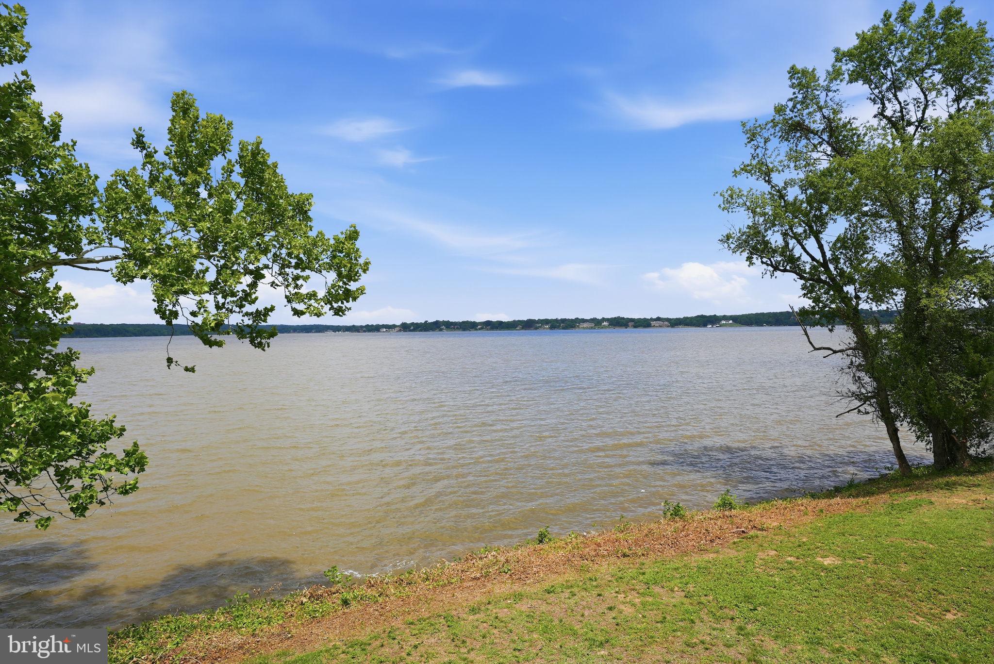 RIVER WATCH - Residential