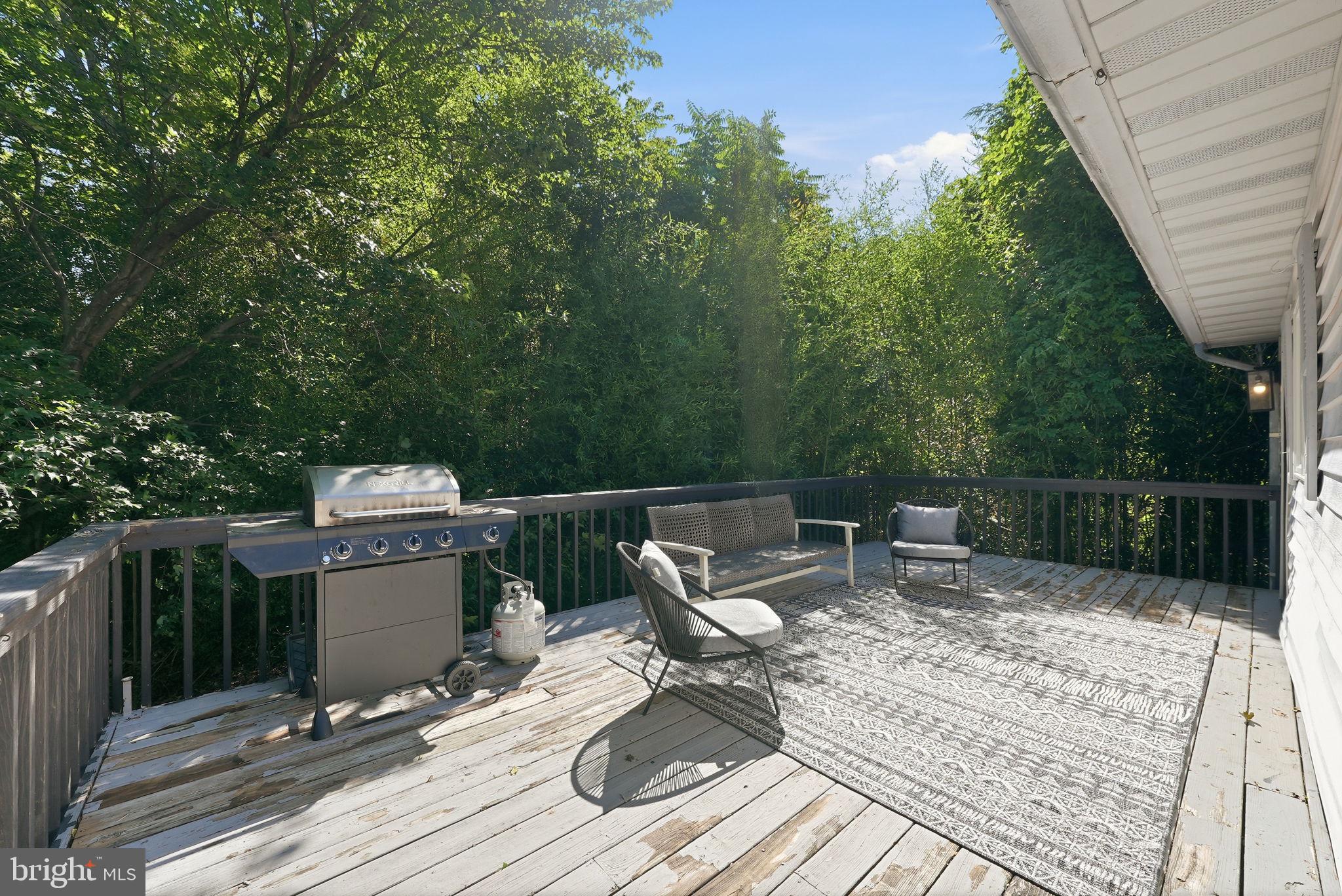 RIVER WATCH - Residential