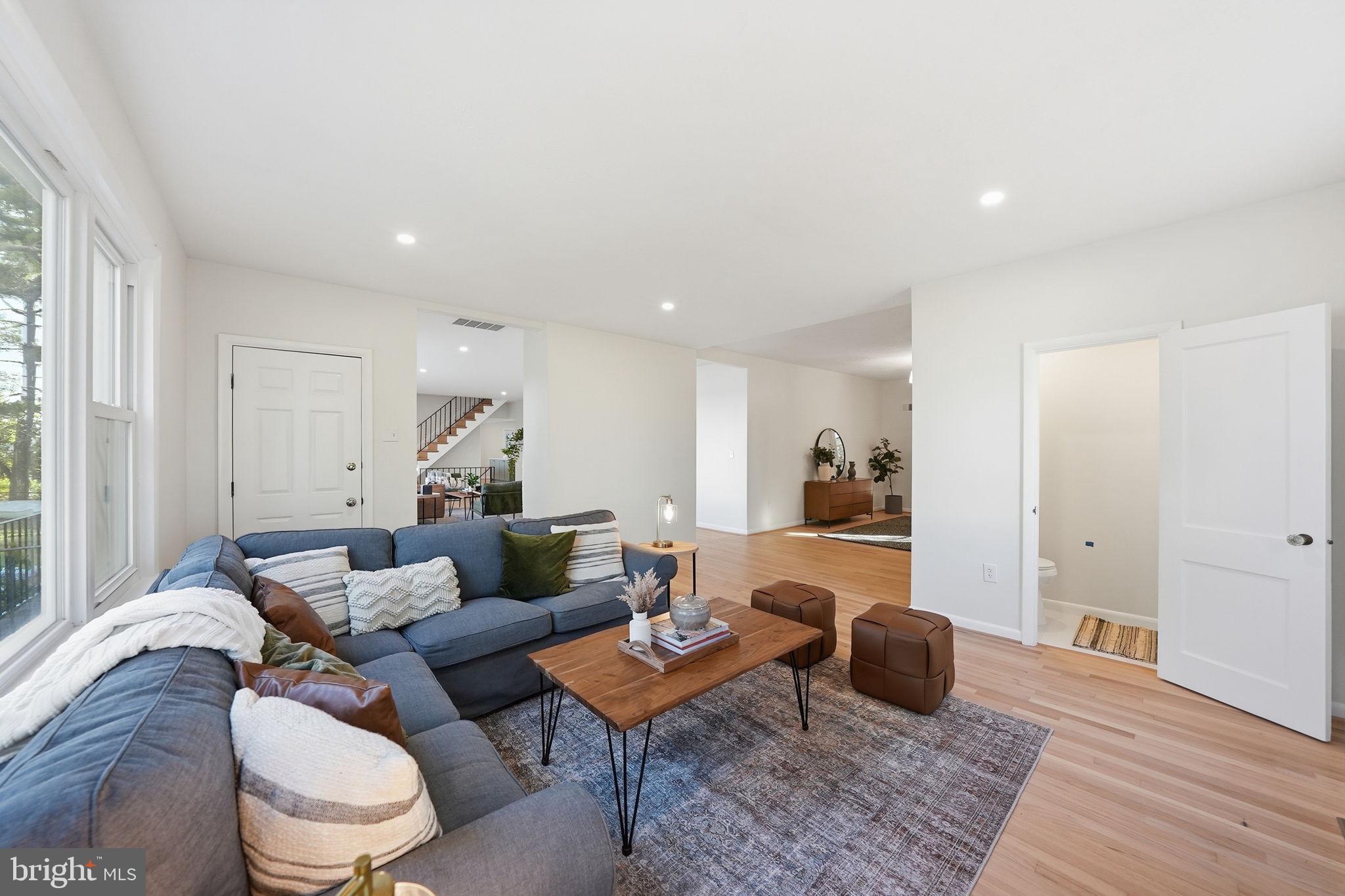 RIVER WATCH - Residential
