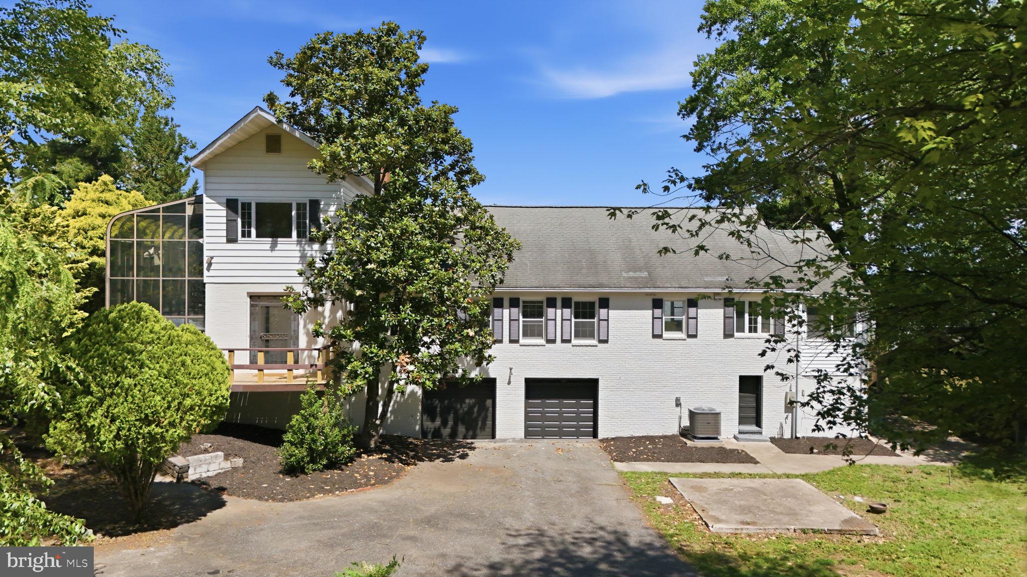 RIVER WATCH - Residential