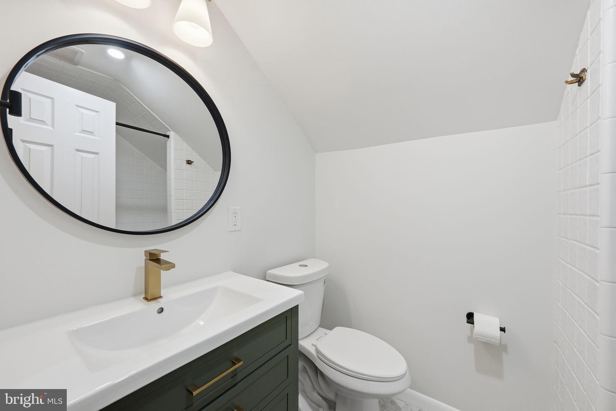 RIVER WATCH - Residential