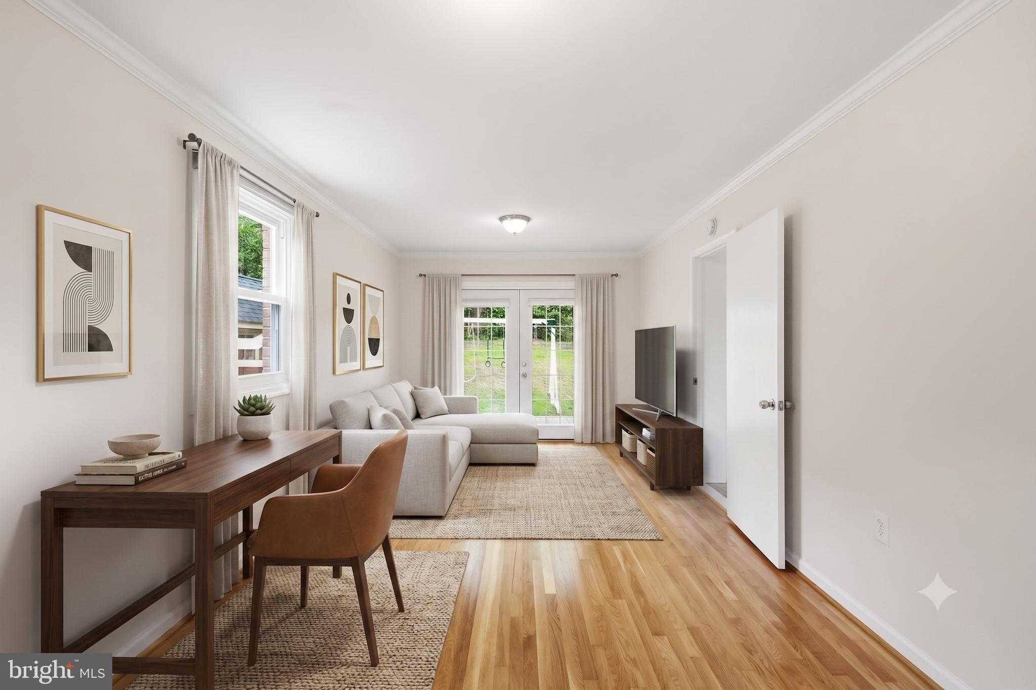 COLLEGE PARK WOODS - Residential