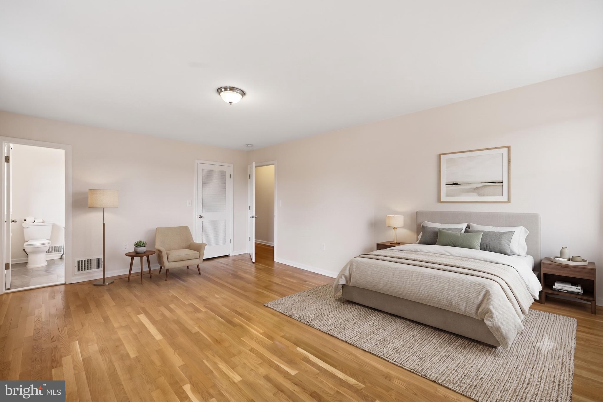 COLLEGE PARK WOODS - Residential