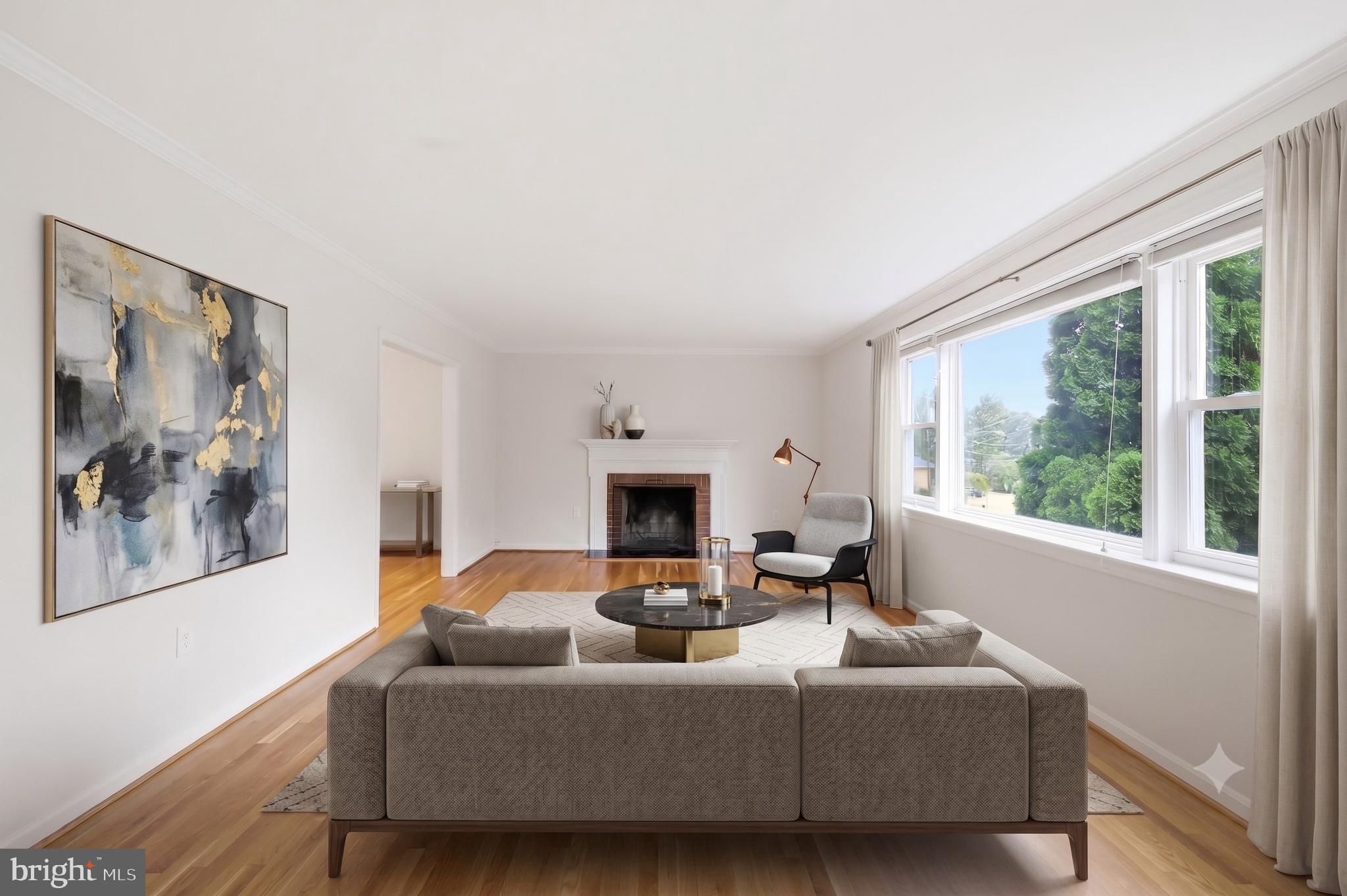 COLLEGE PARK WOODS - Residential