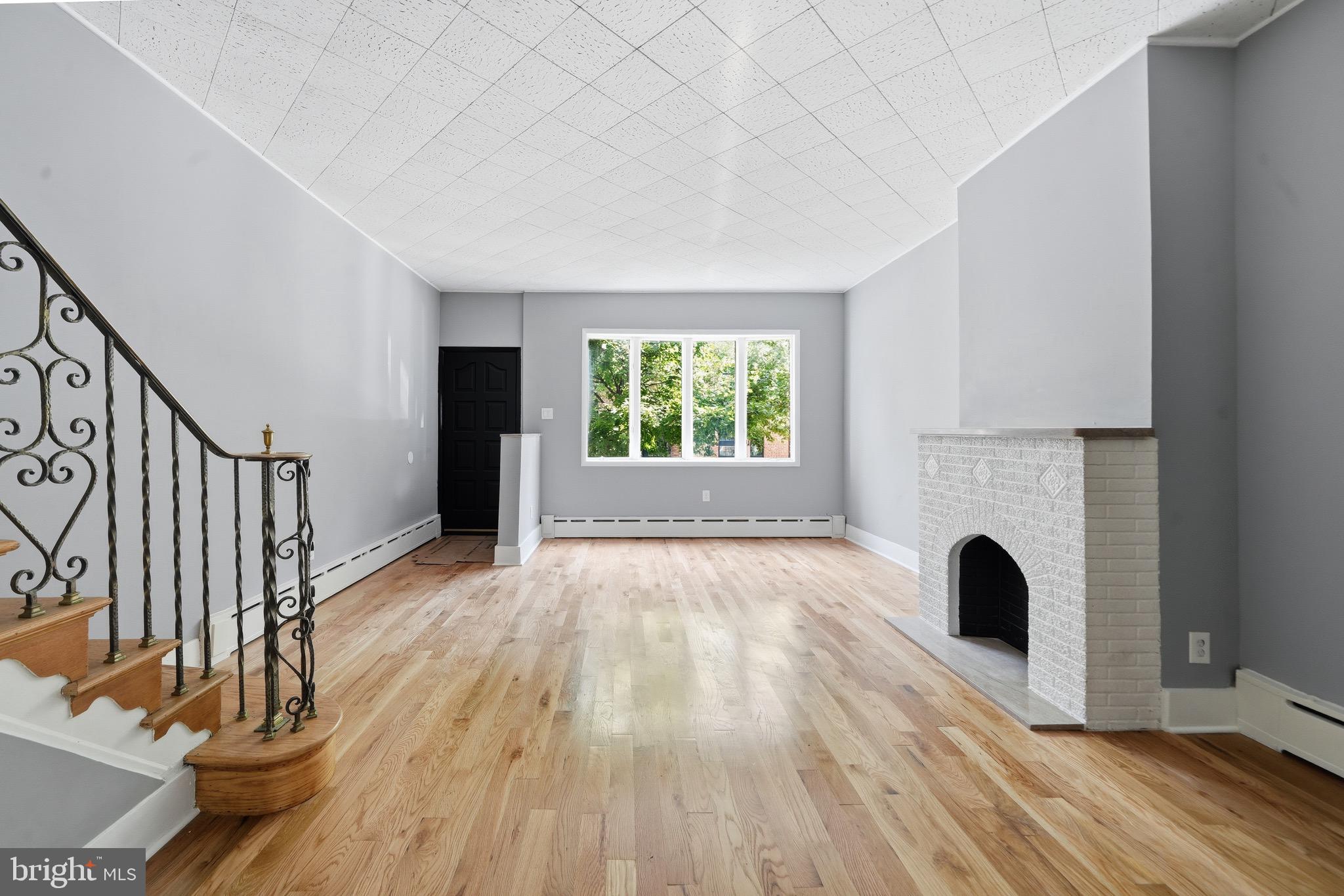 PASSYUNK SQUARE - Residential