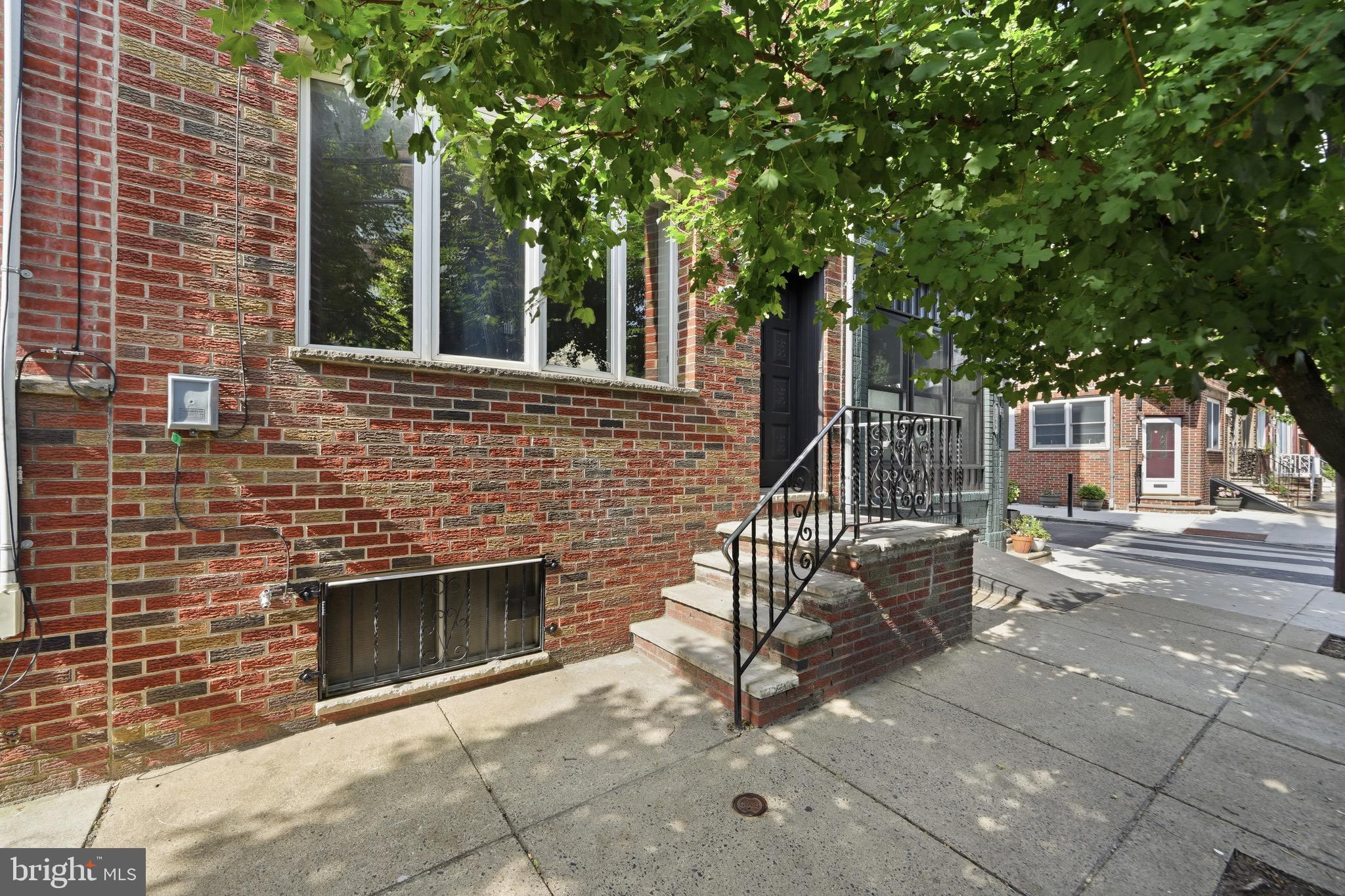 PASSYUNK SQUARE - Residential