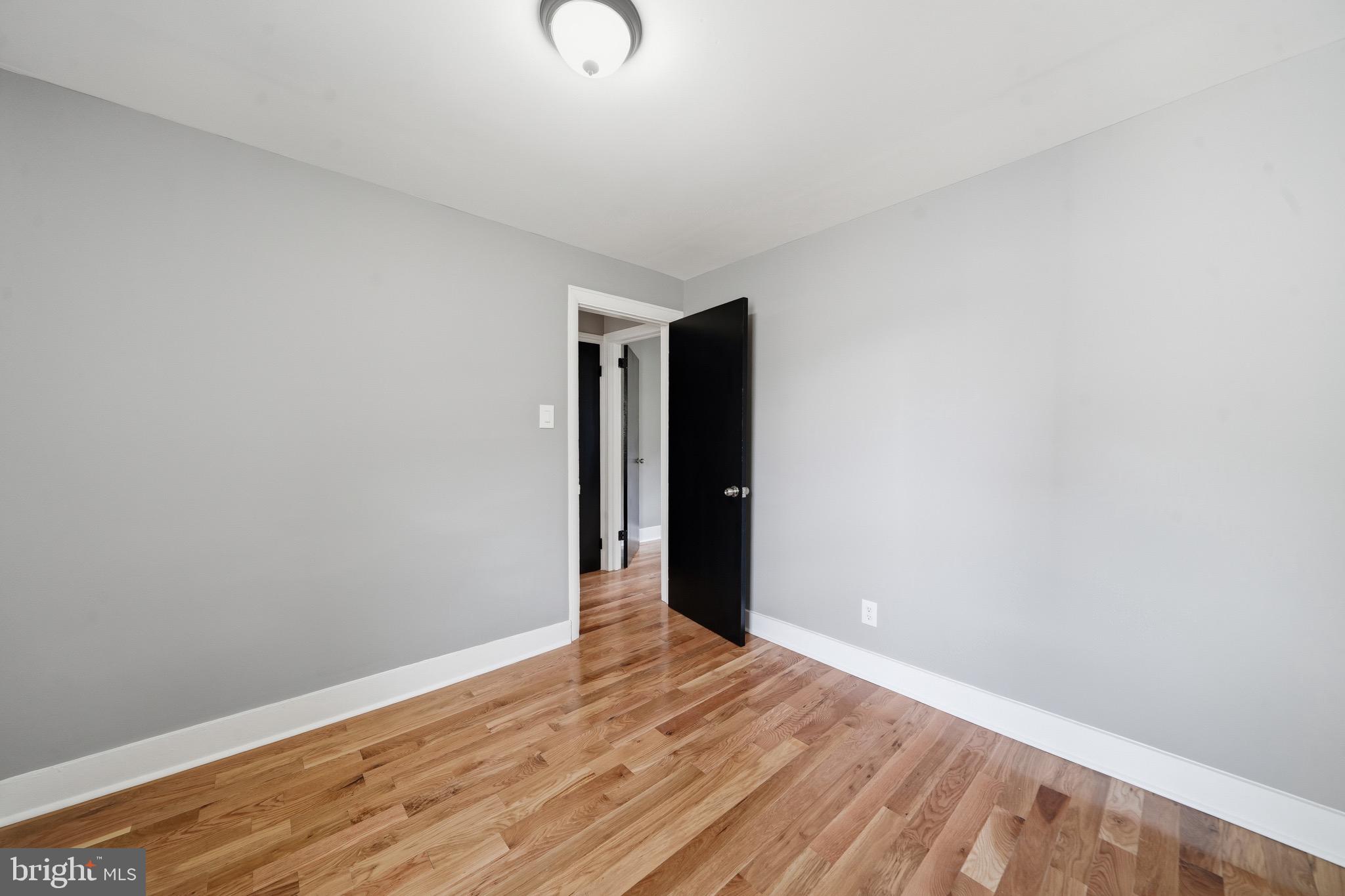 PASSYUNK SQUARE - Residential
