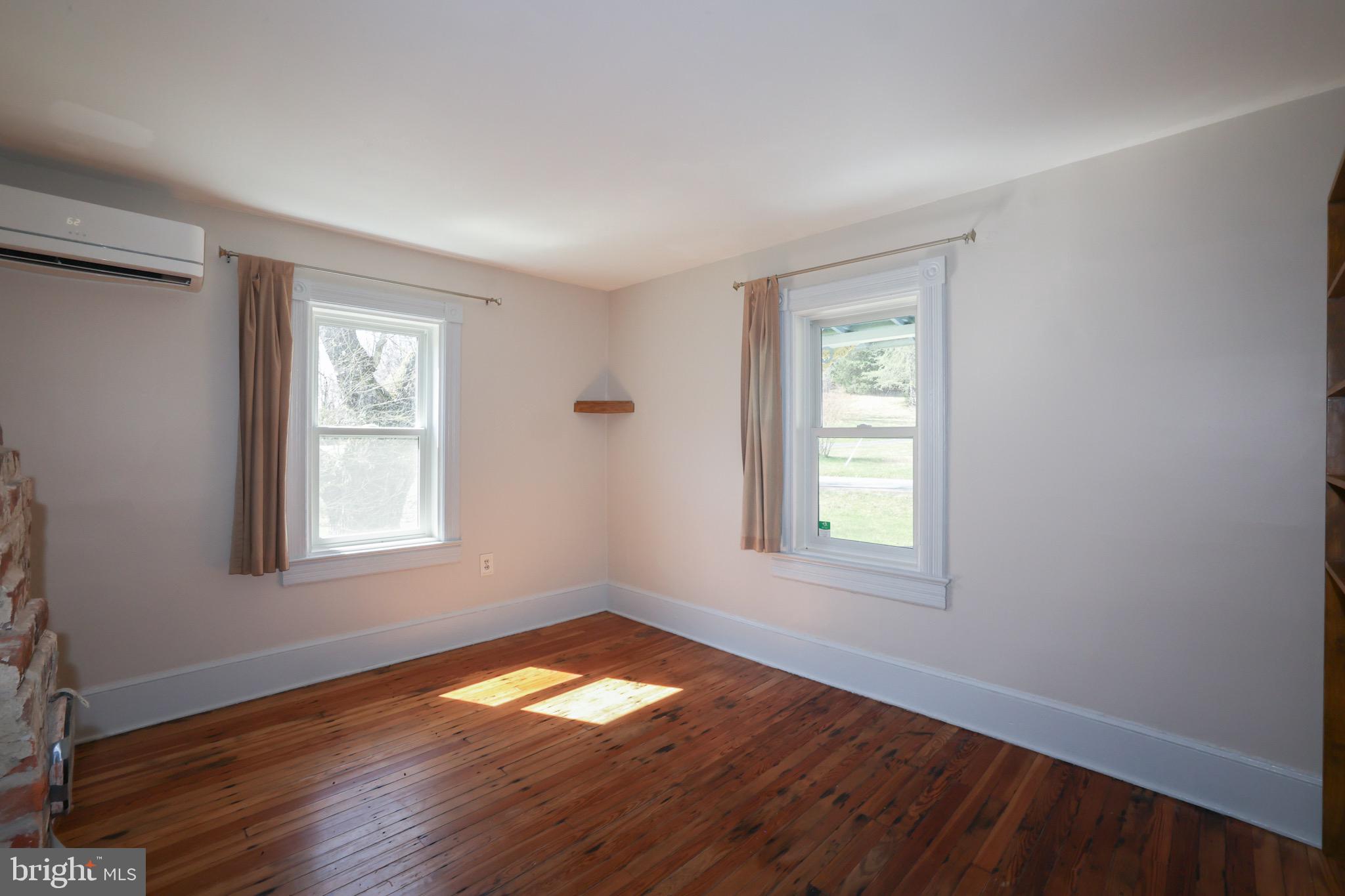 LEVY - Residential Lease
