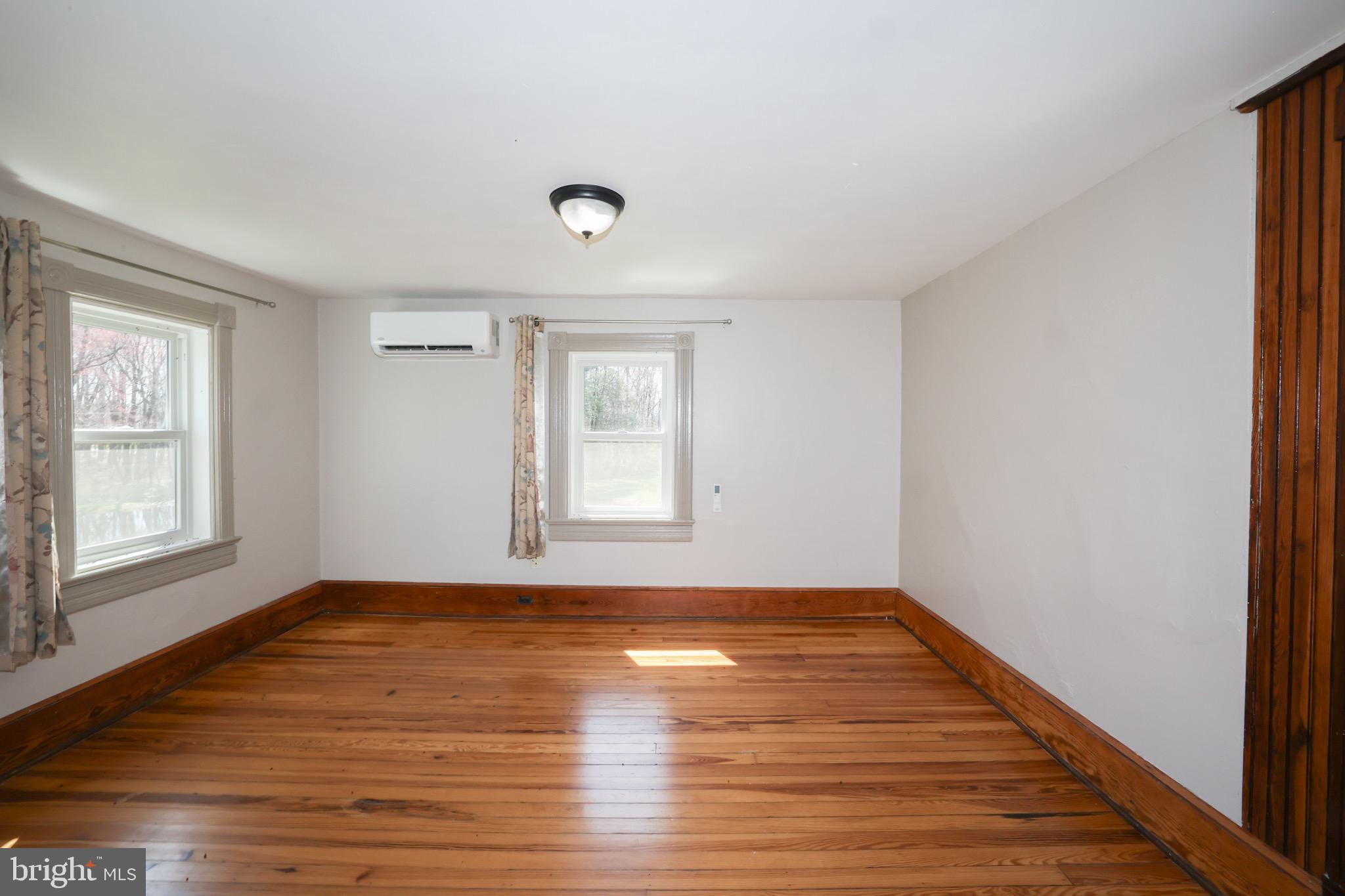 LEVY - Residential Lease
