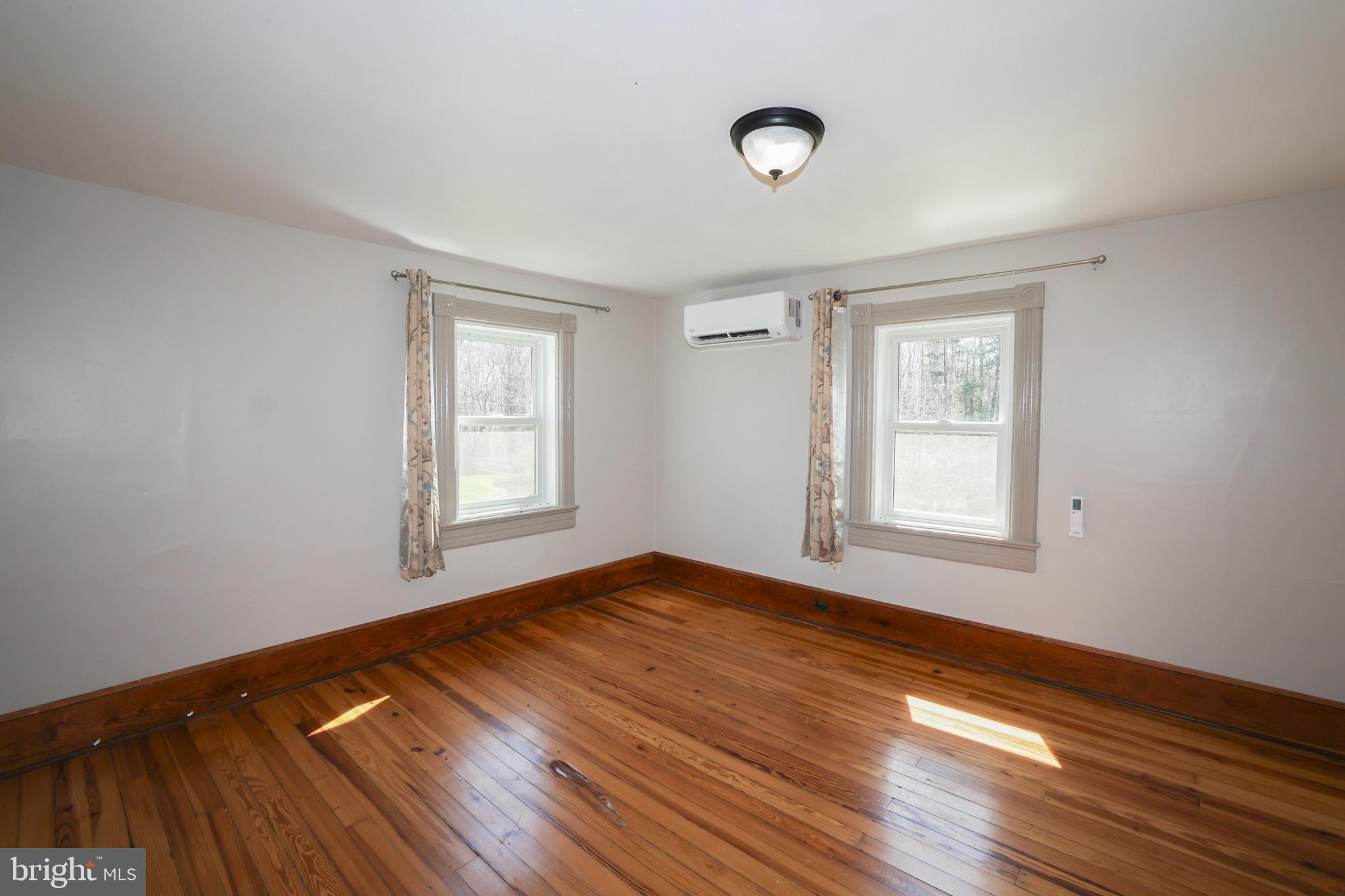 LEVY - Residential Lease