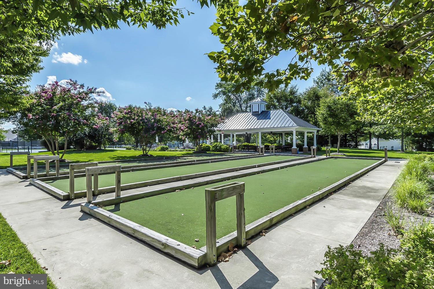 SYMPHONY VILLAGE AT CENTREVILLE - Residential