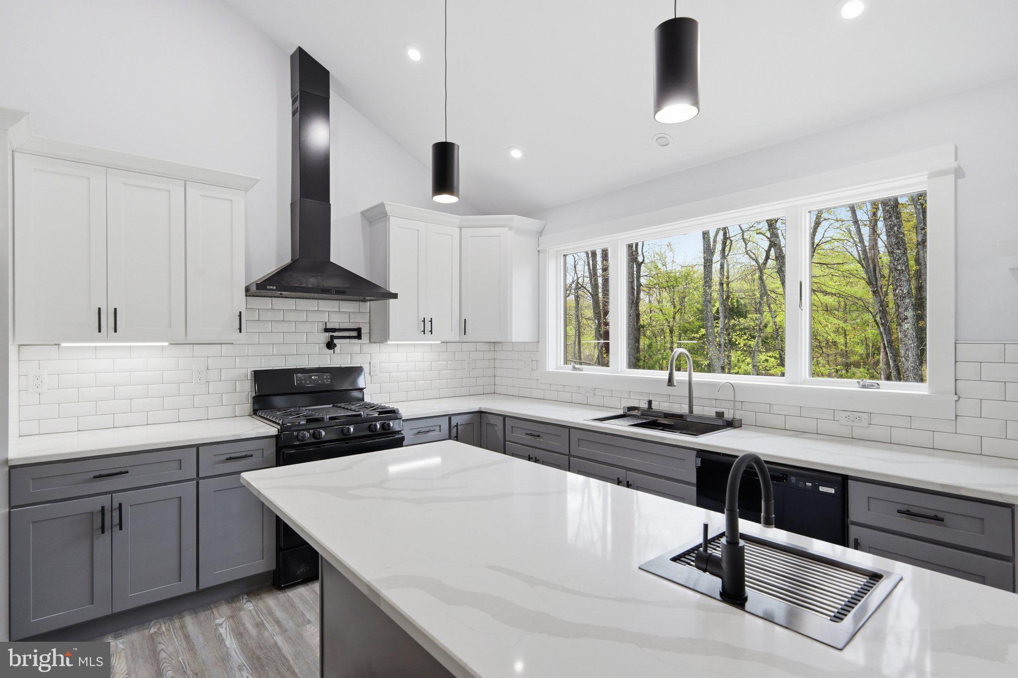 HICKORY RUN FOREST - Residential