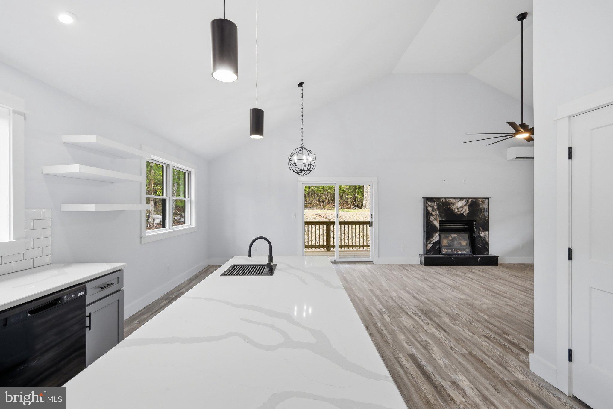 HICKORY RUN FOREST - Residential