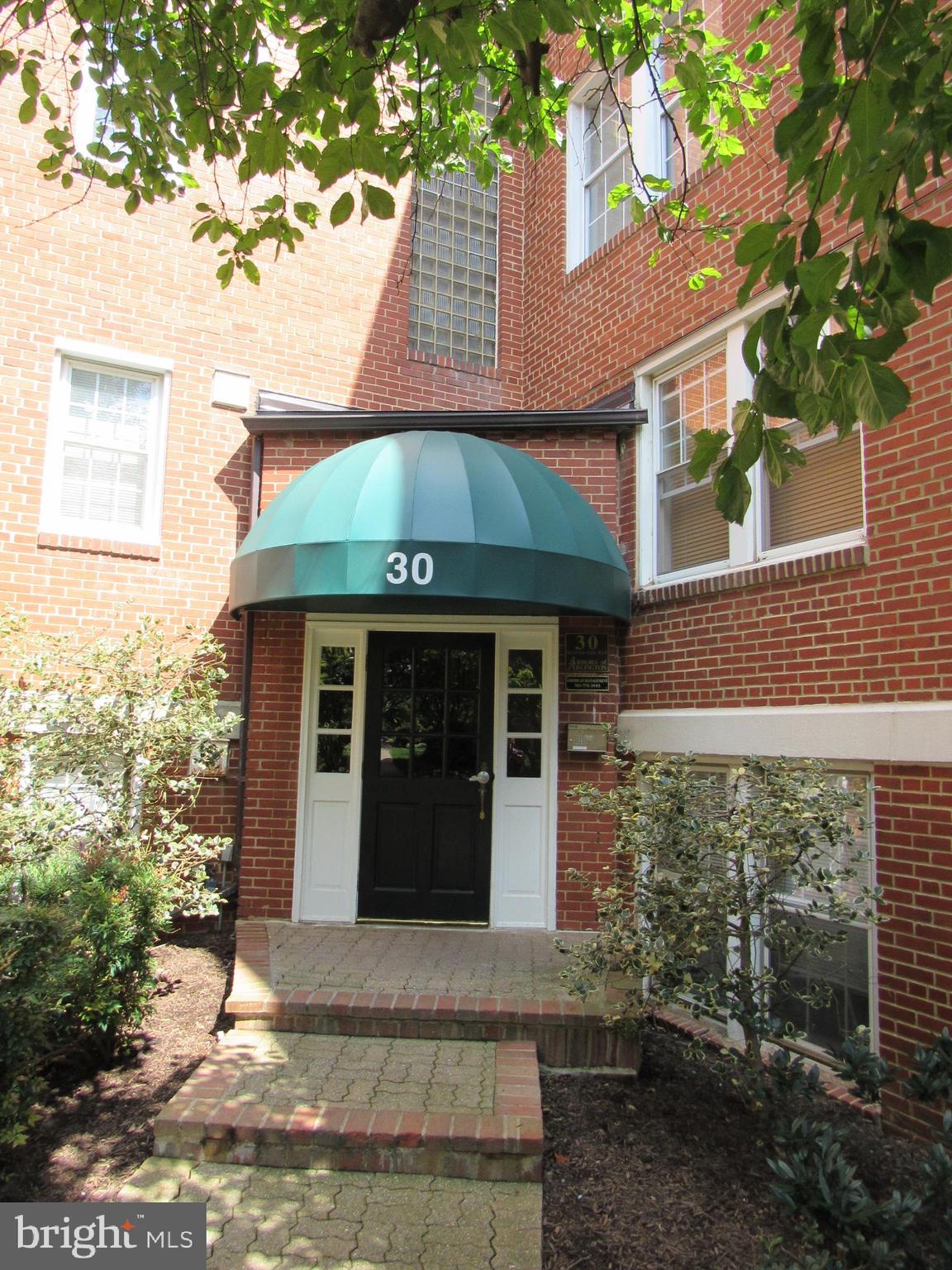 ARBORS OF ARLINGTON - Residential Lease
