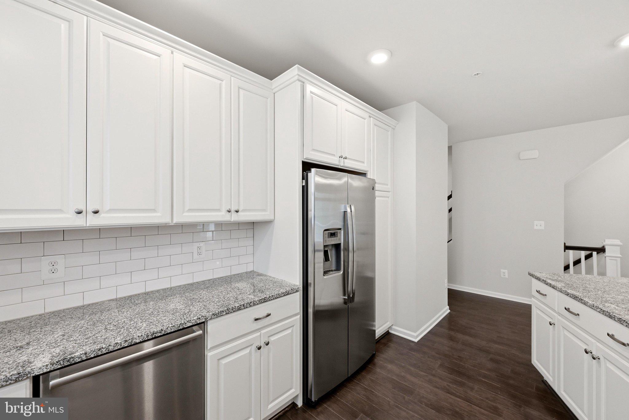 LOUDOUN VALLEY RIDGES - Residential