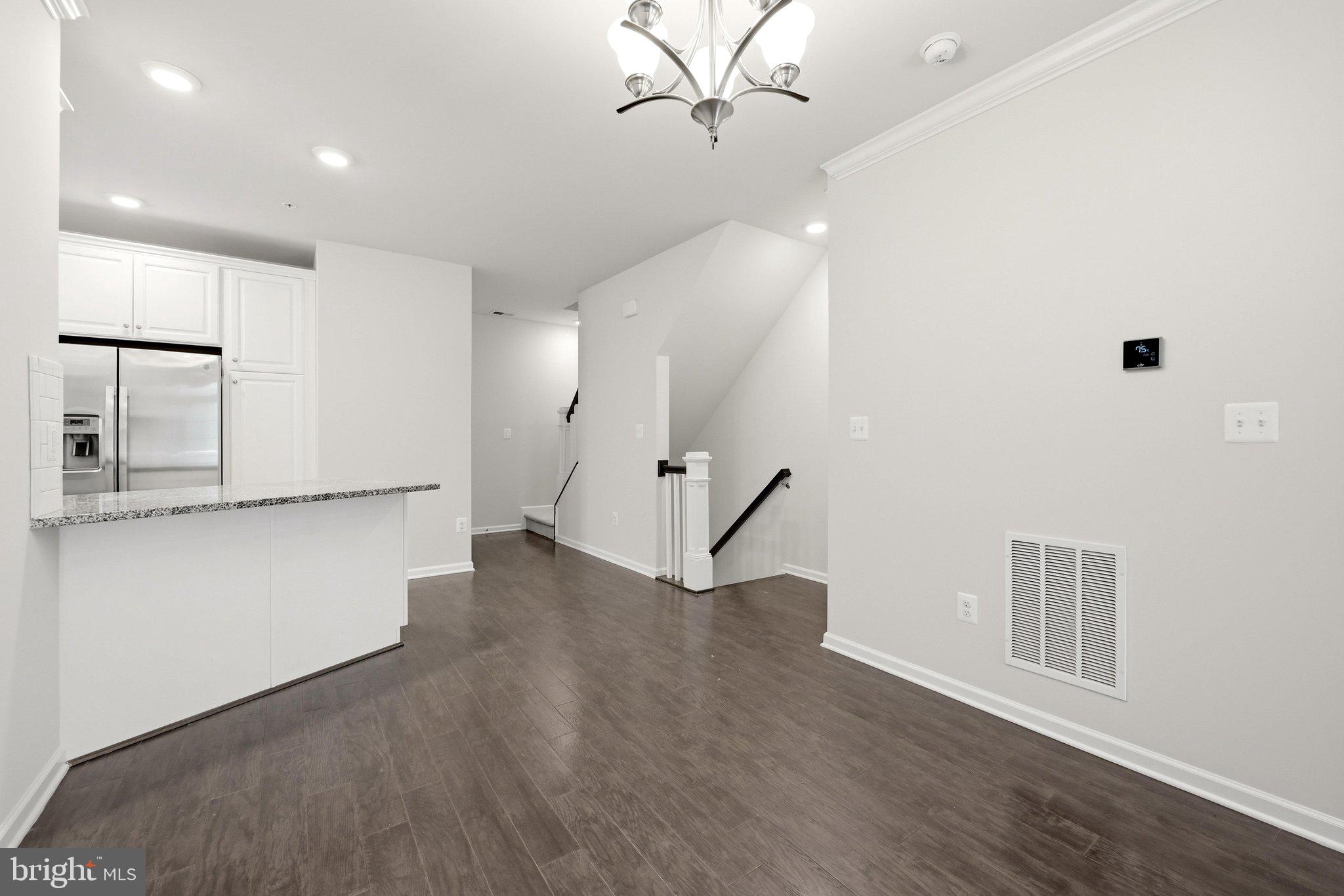 LOUDOUN VALLEY RIDGES - Residential