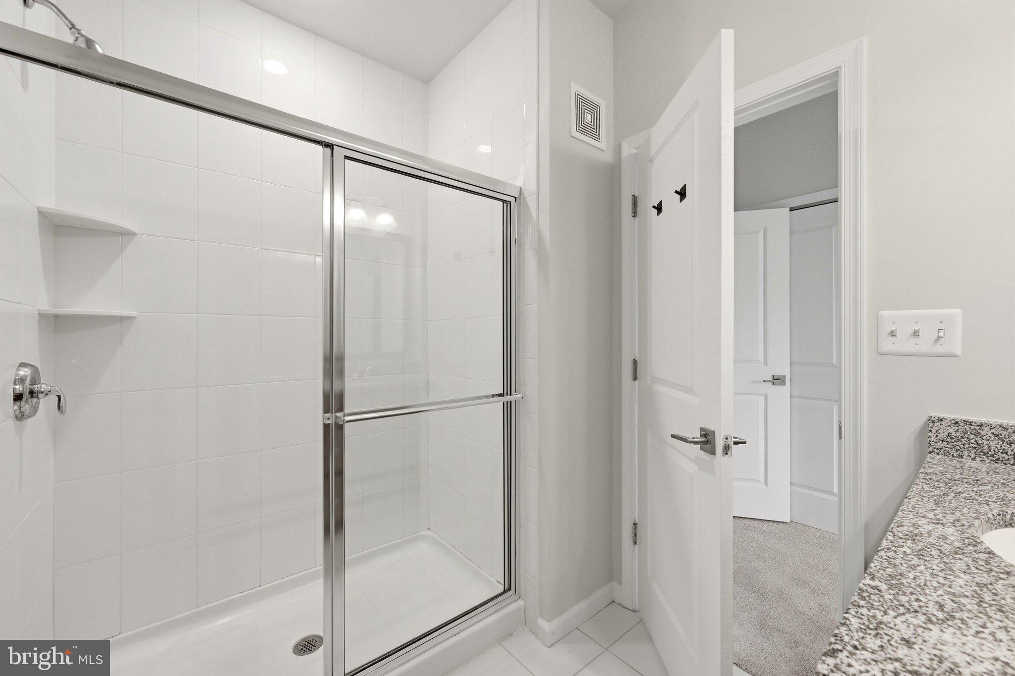 LOUDOUN VALLEY RIDGES - Residential