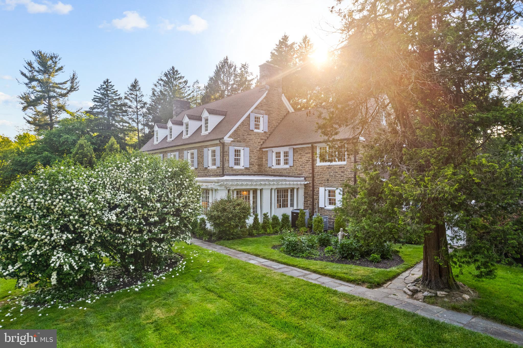 CHESTNUT HILL - Residential