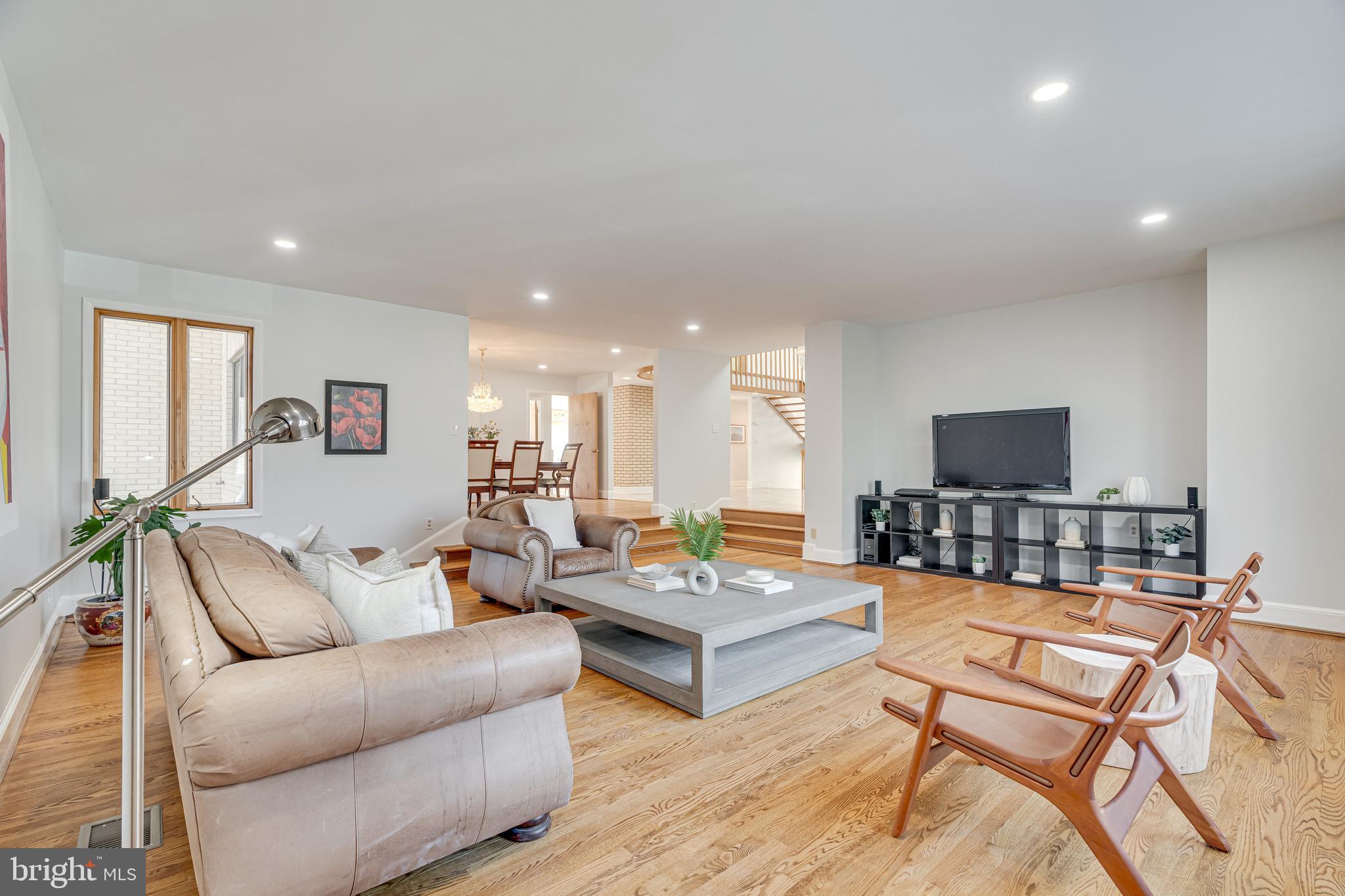 POTOMAC OVERLOOK - Residential