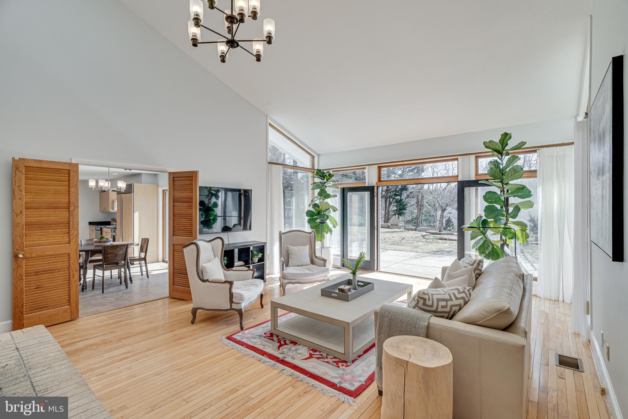 POTOMAC OVERLOOK - Residential