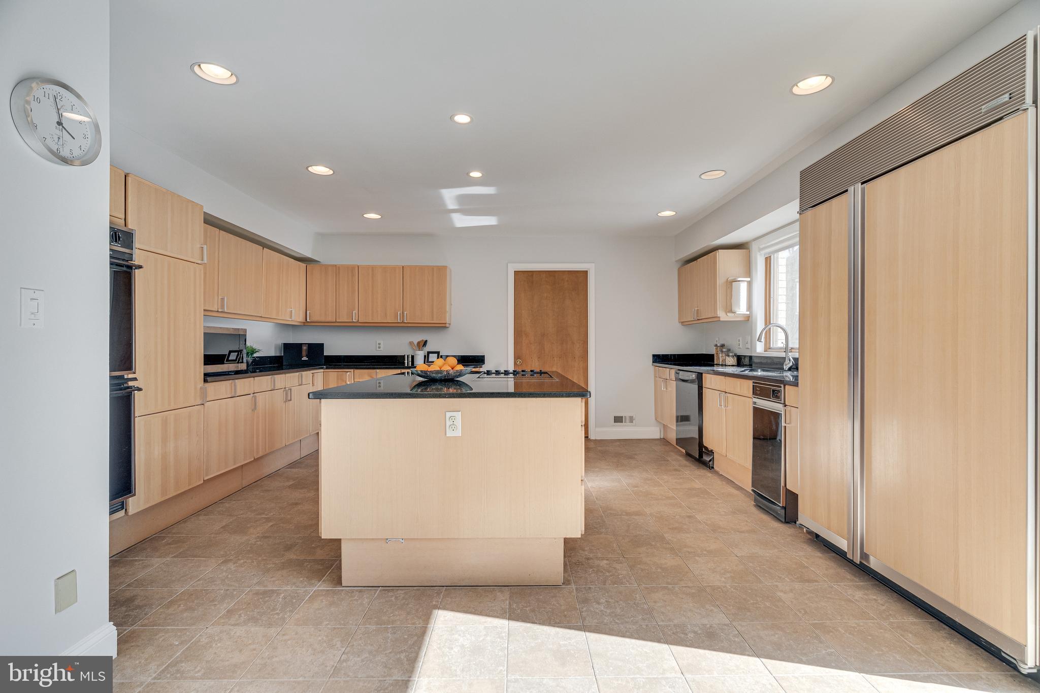 POTOMAC OVERLOOK - Residential