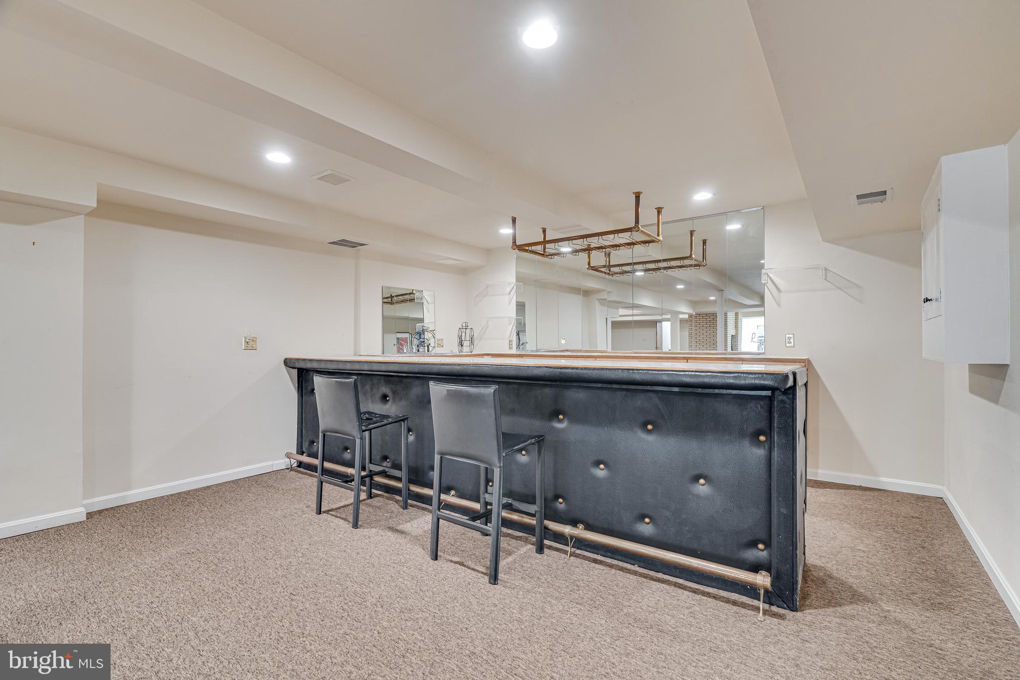 POTOMAC OVERLOOK - Residential