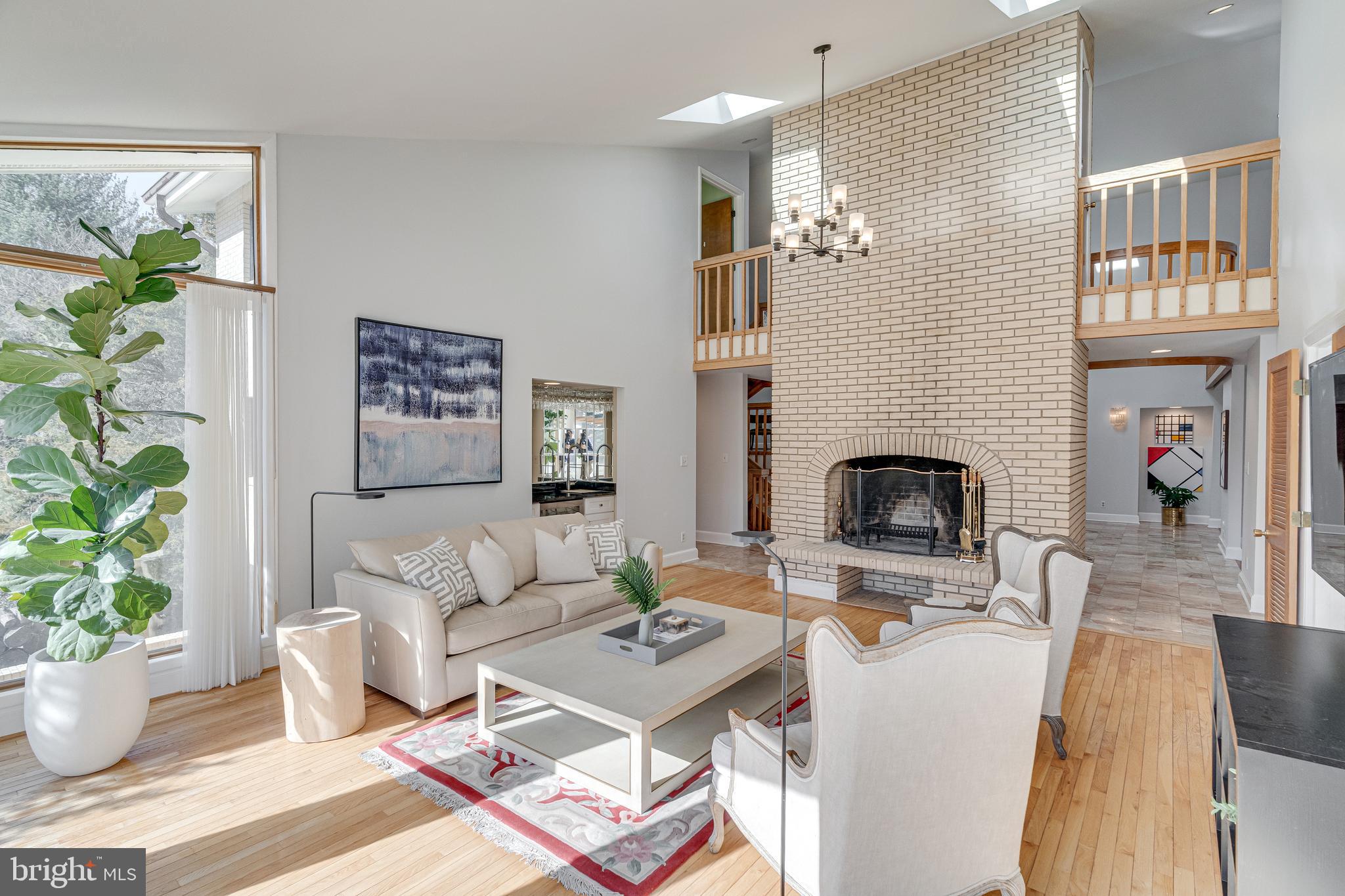 POTOMAC OVERLOOK - Residential