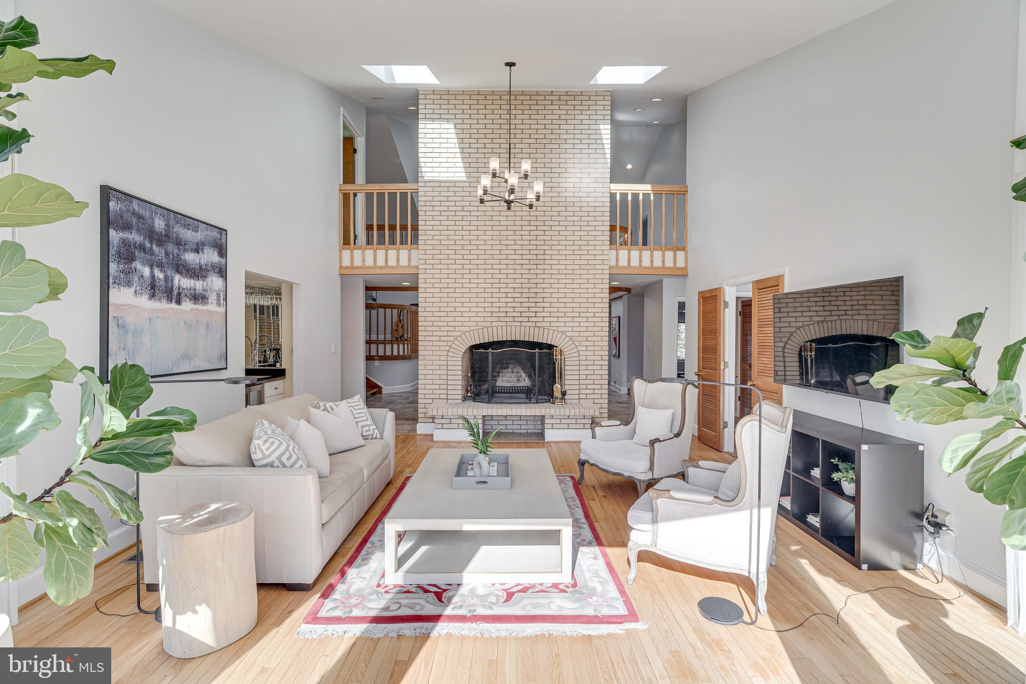 POTOMAC OVERLOOK - Residential