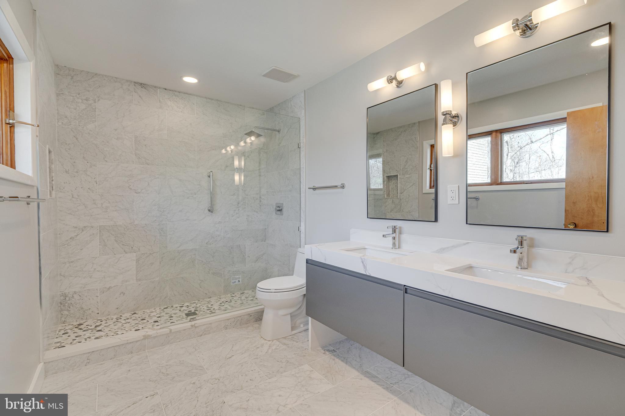 POTOMAC OVERLOOK - Residential