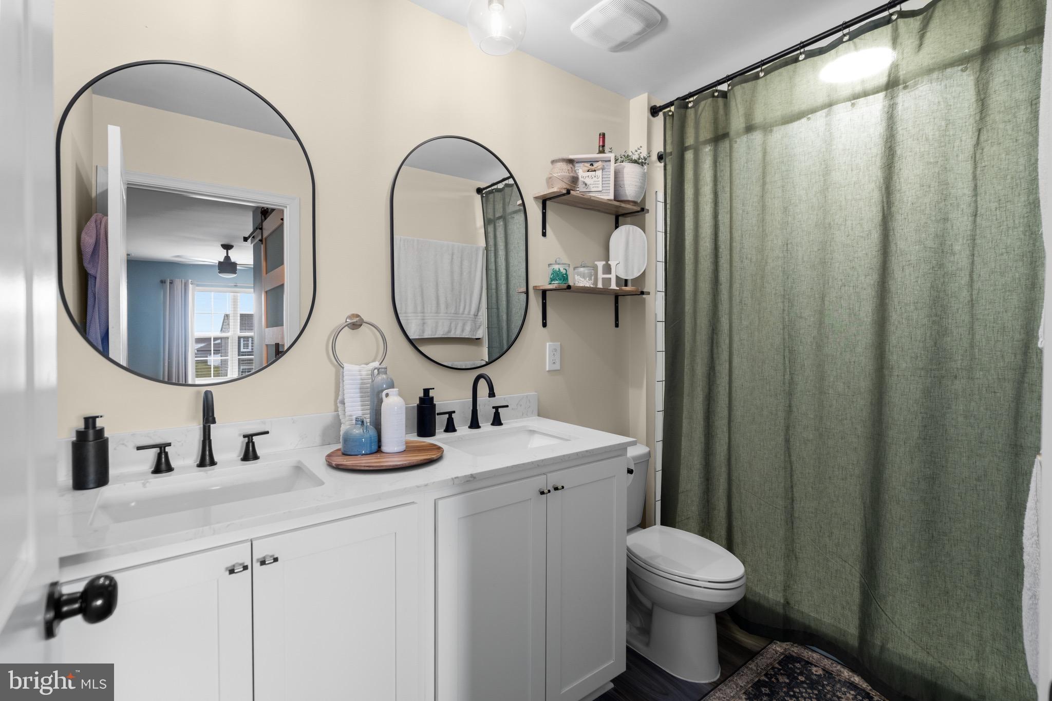 SHENANDOAH CROSSING - Residential