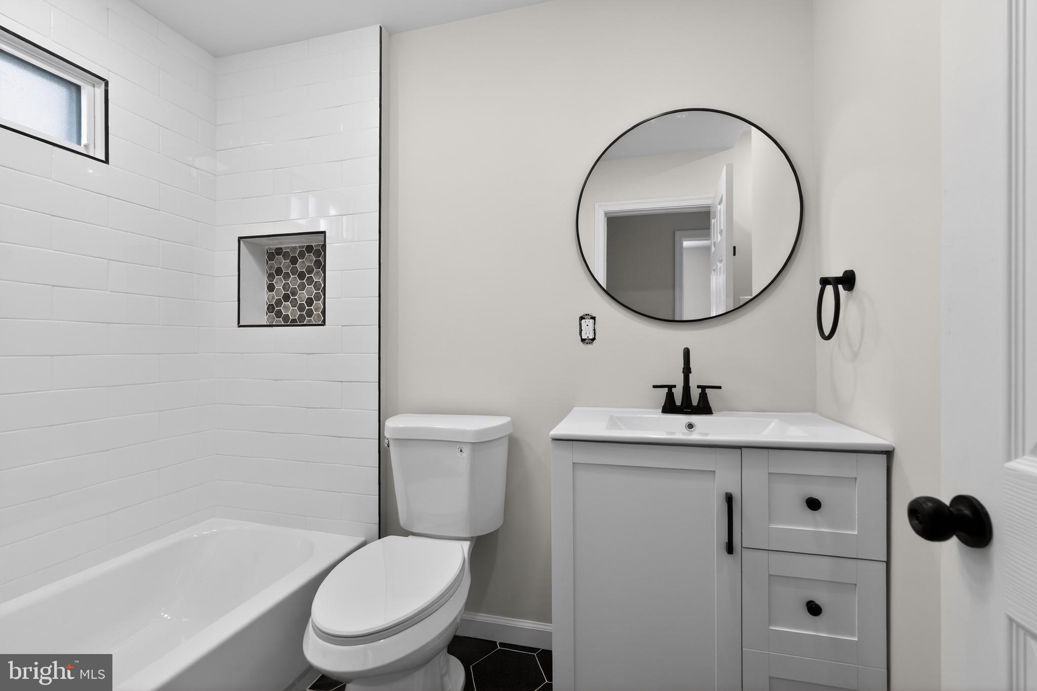 LINWOOD - Residential