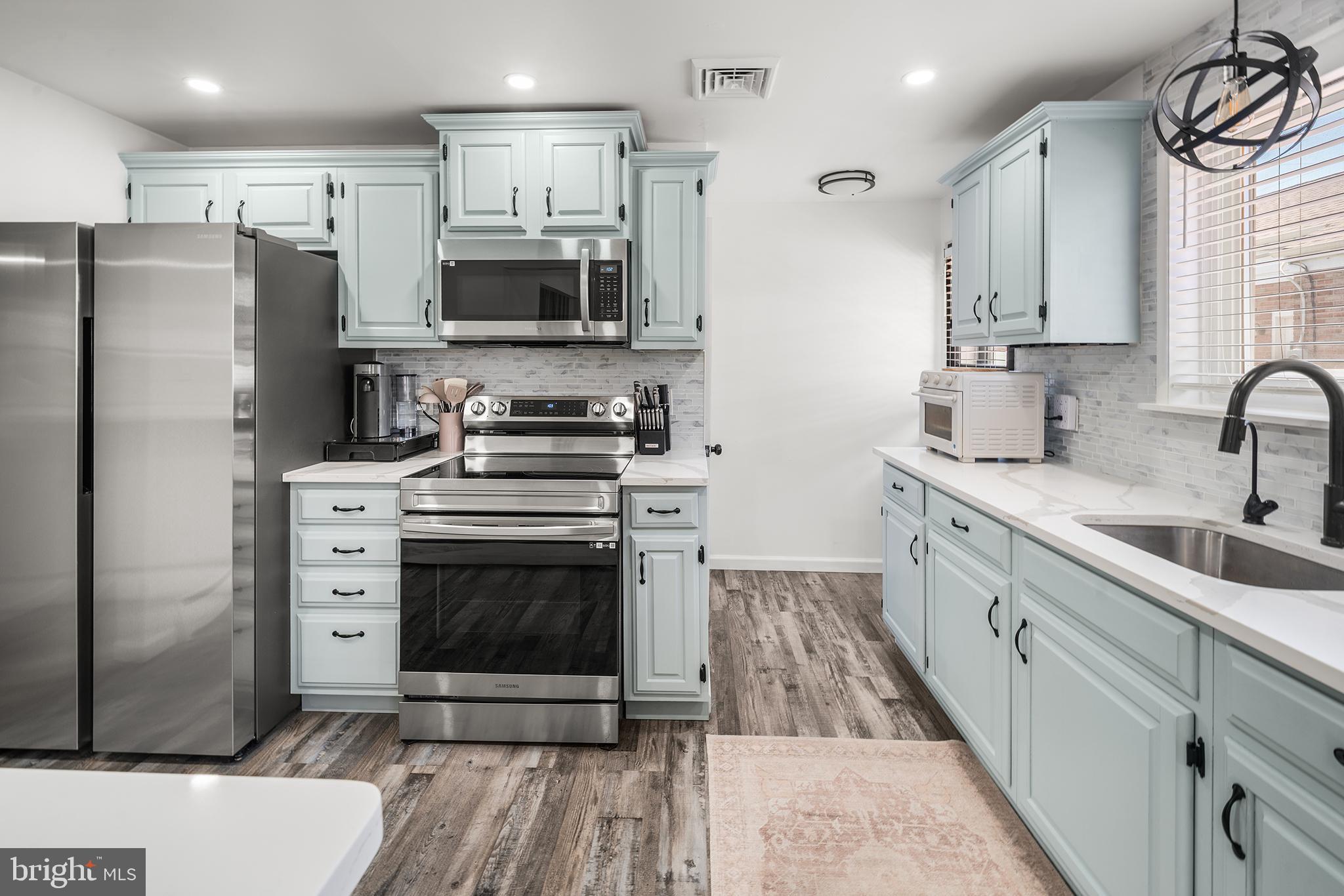 HAMILTON PARK - Residential