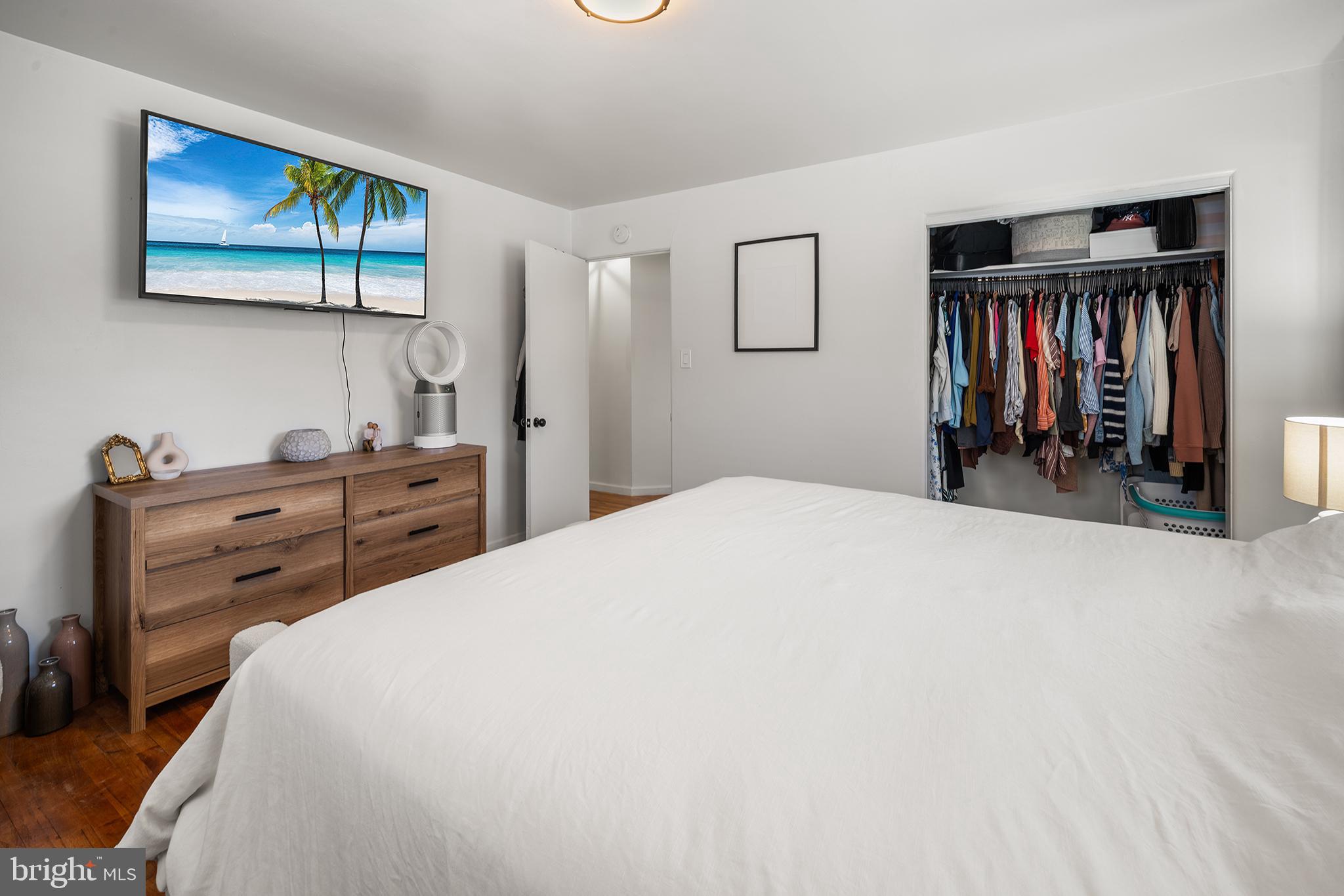 HAMILTON PARK - Residential