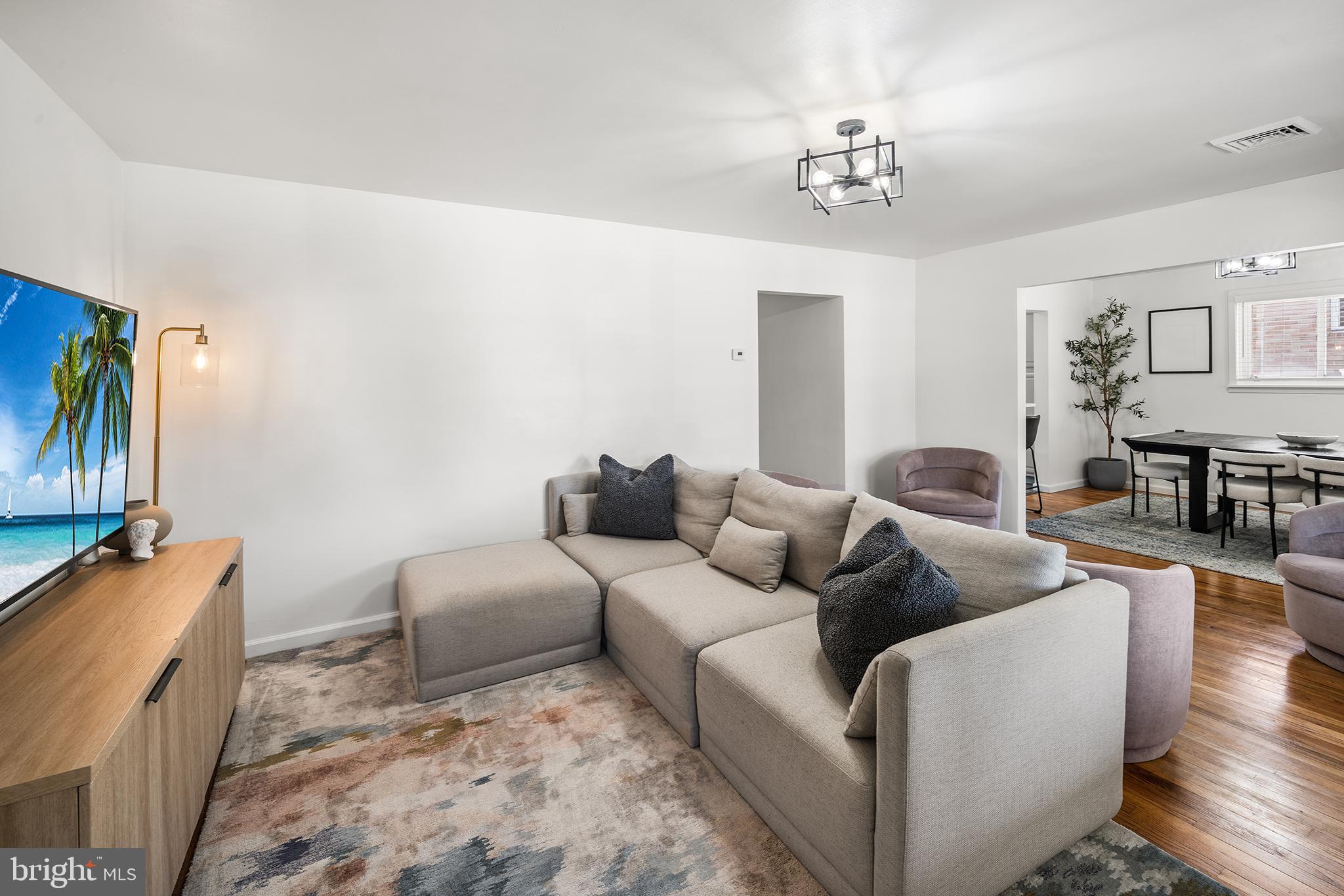 HAMILTON PARK - Residential