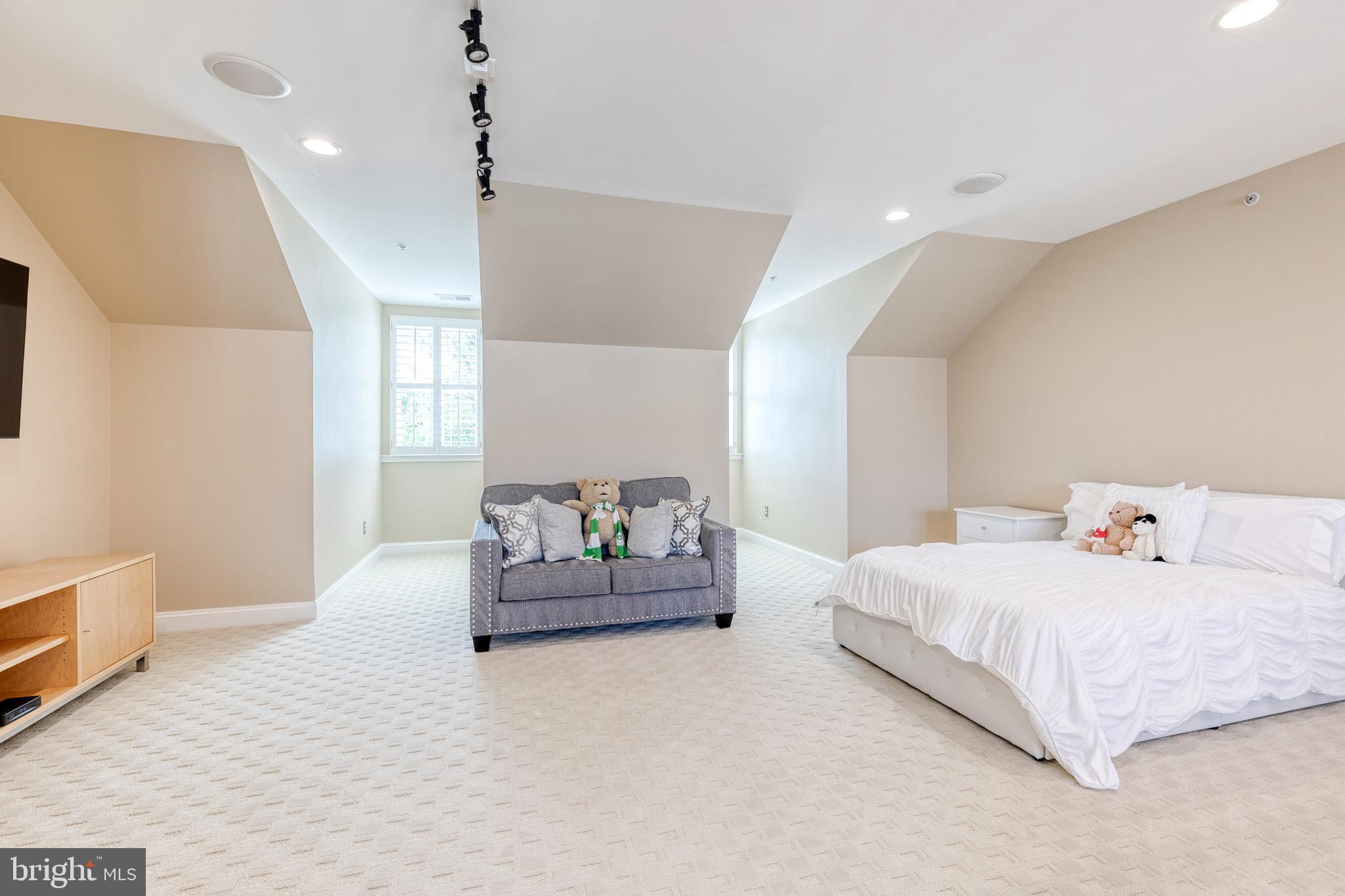 SHIPLEYS GRANT - Residential
