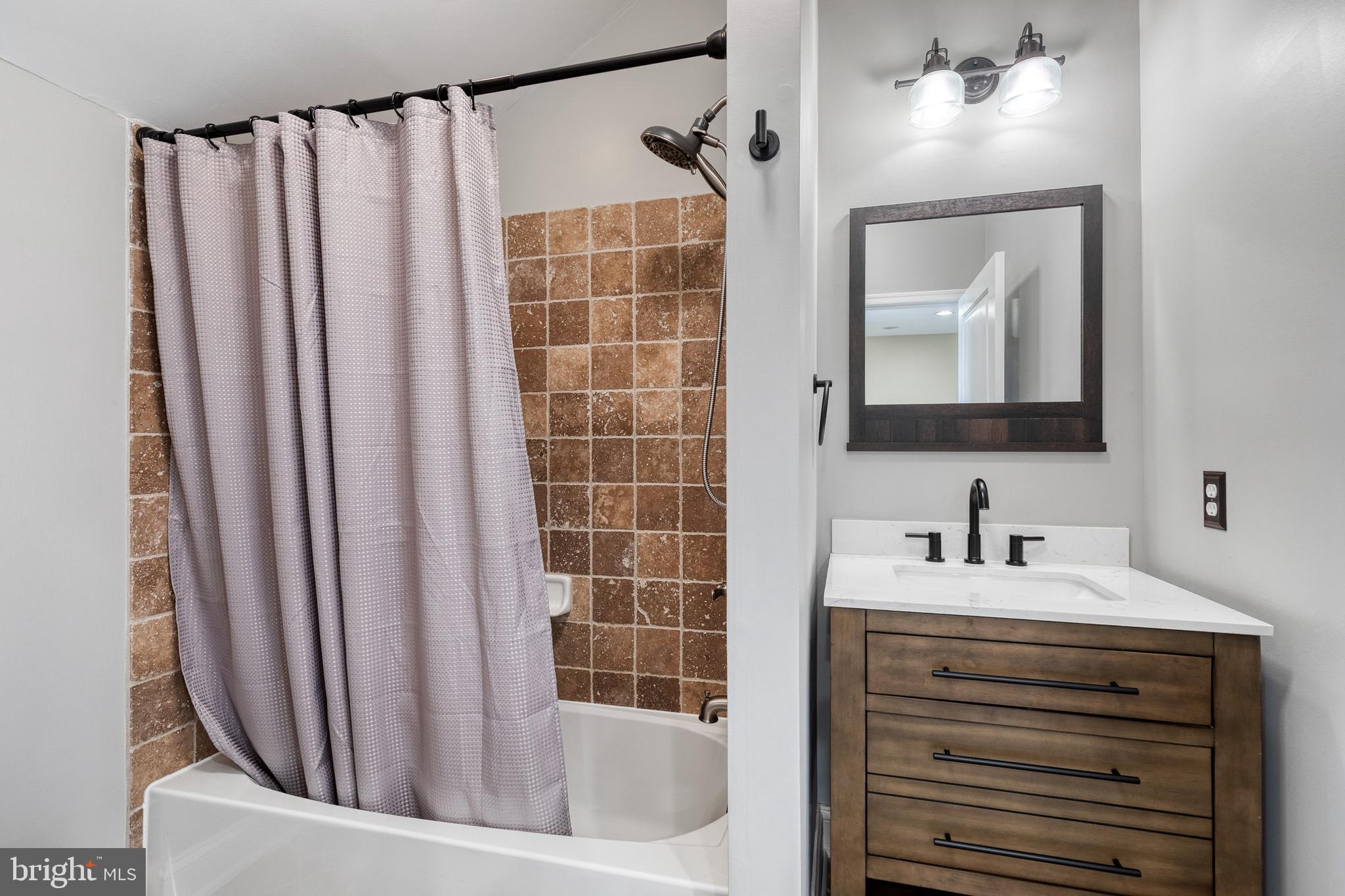 SHIPLEYS GRANT - Residential