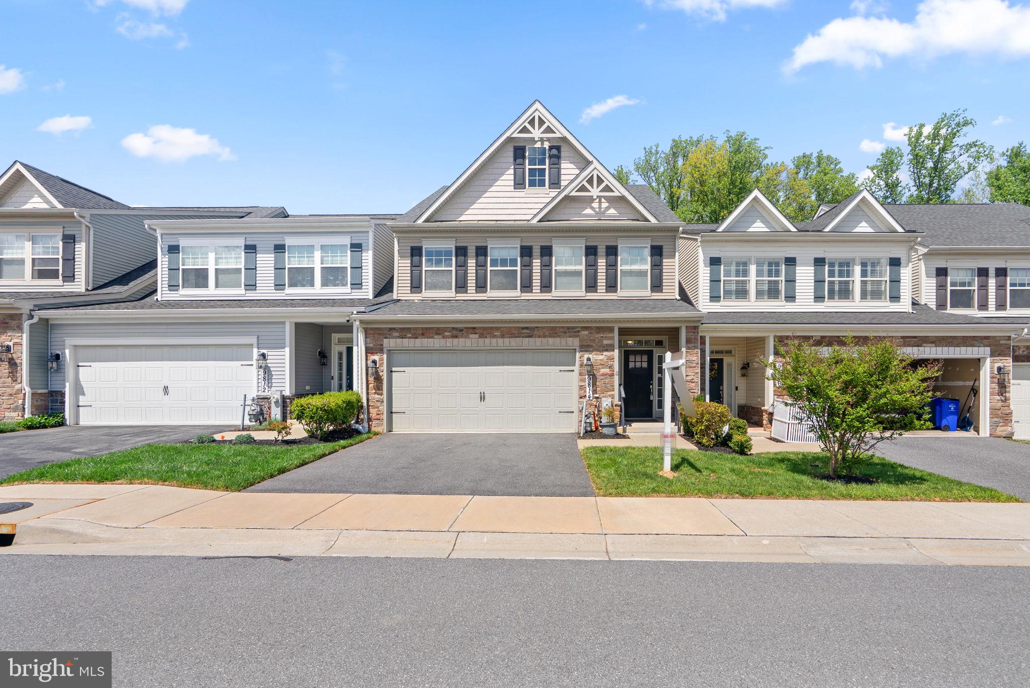 WALDEN WOODS - Residential
