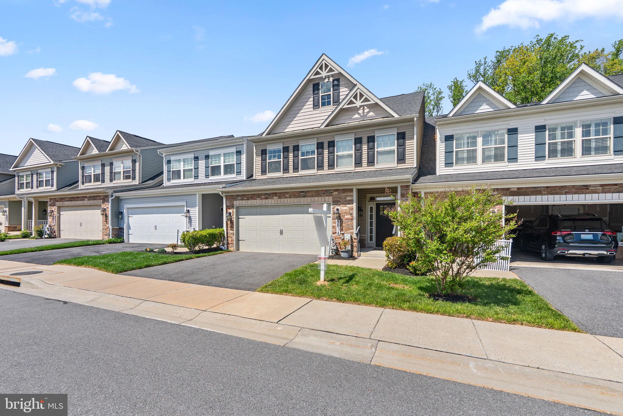 WALDEN WOODS - Residential