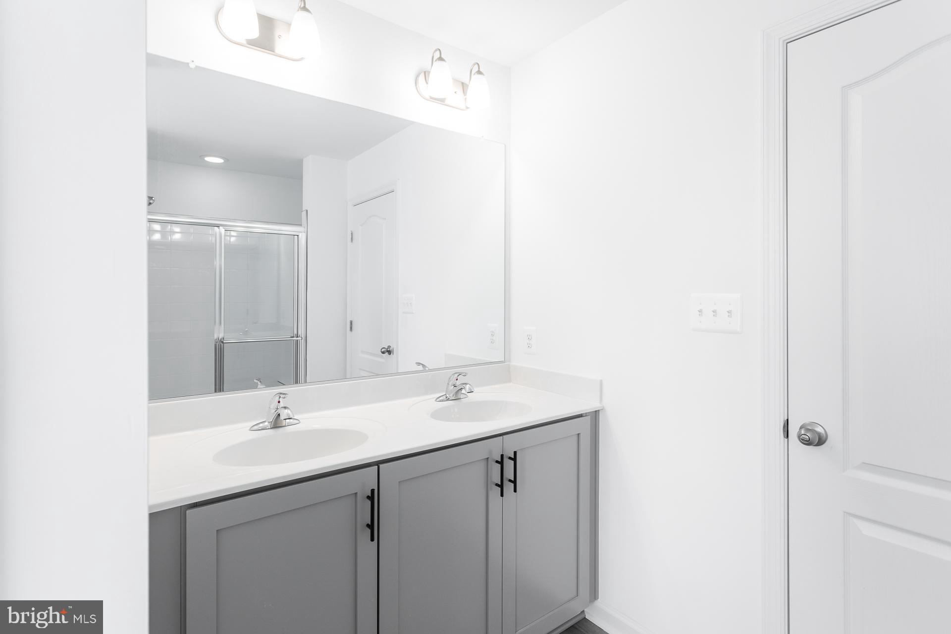 SOUTH BROOK - Residential