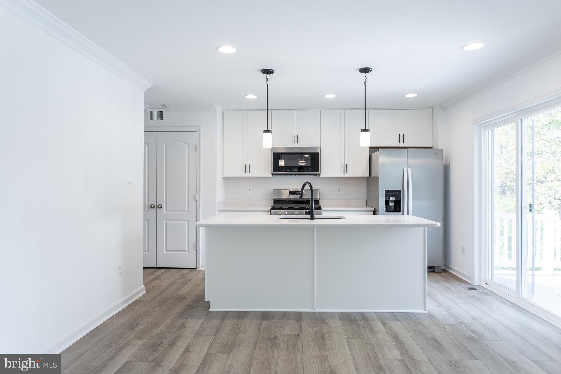 SOUTH BROOK - Residential