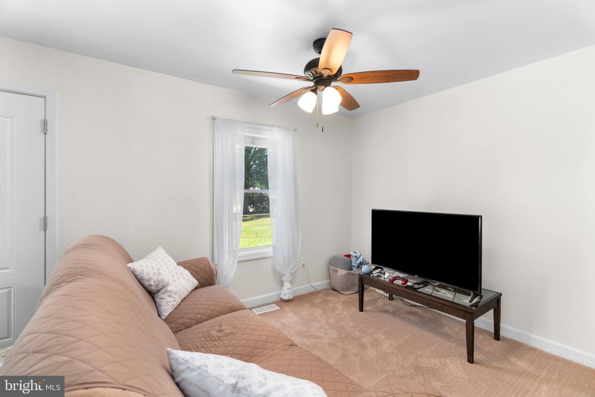 ACADEMY ACRES - Residential