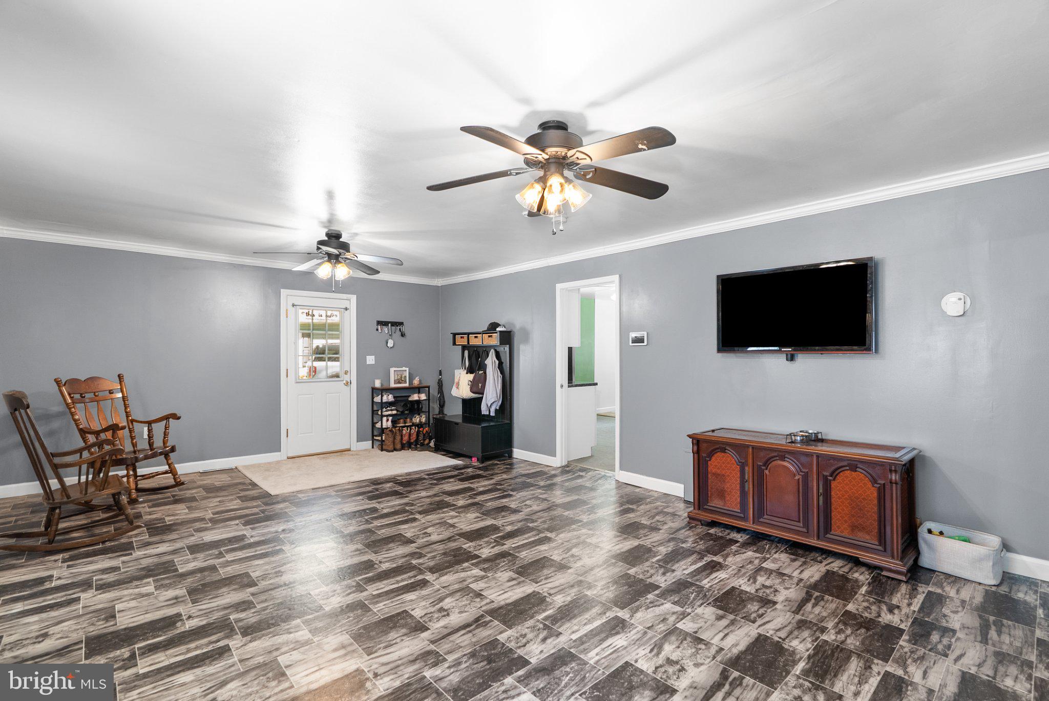 ACADEMY ACRES - Residential