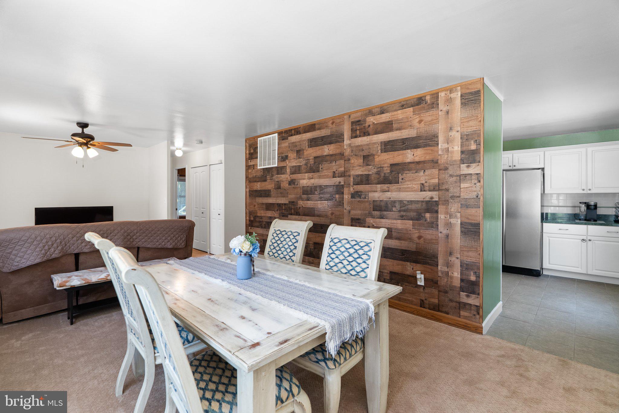 ACADEMY ACRES - Residential