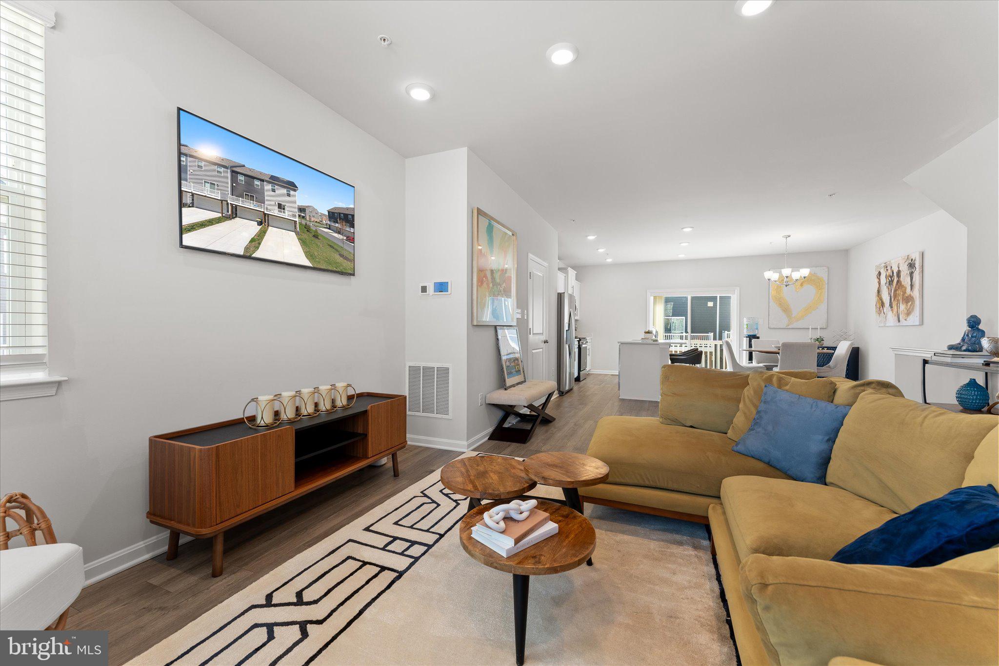 WOODMORE OVERLOOK - Residential