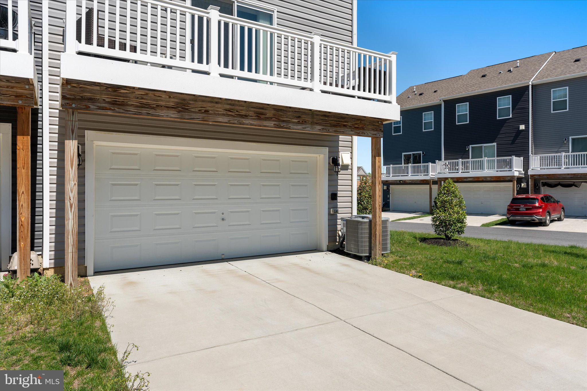 WOODMORE OVERLOOK - Residential