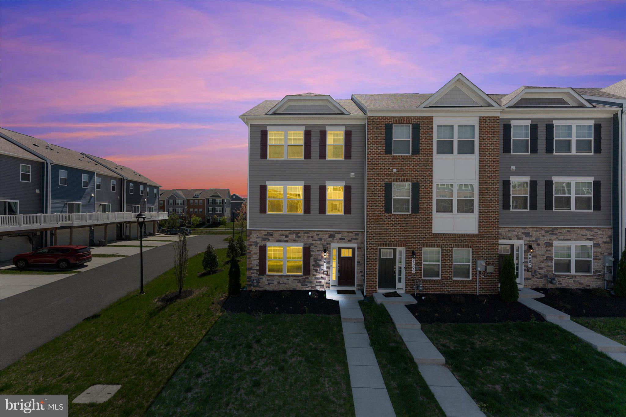 WOODMORE OVERLOOK - Residential