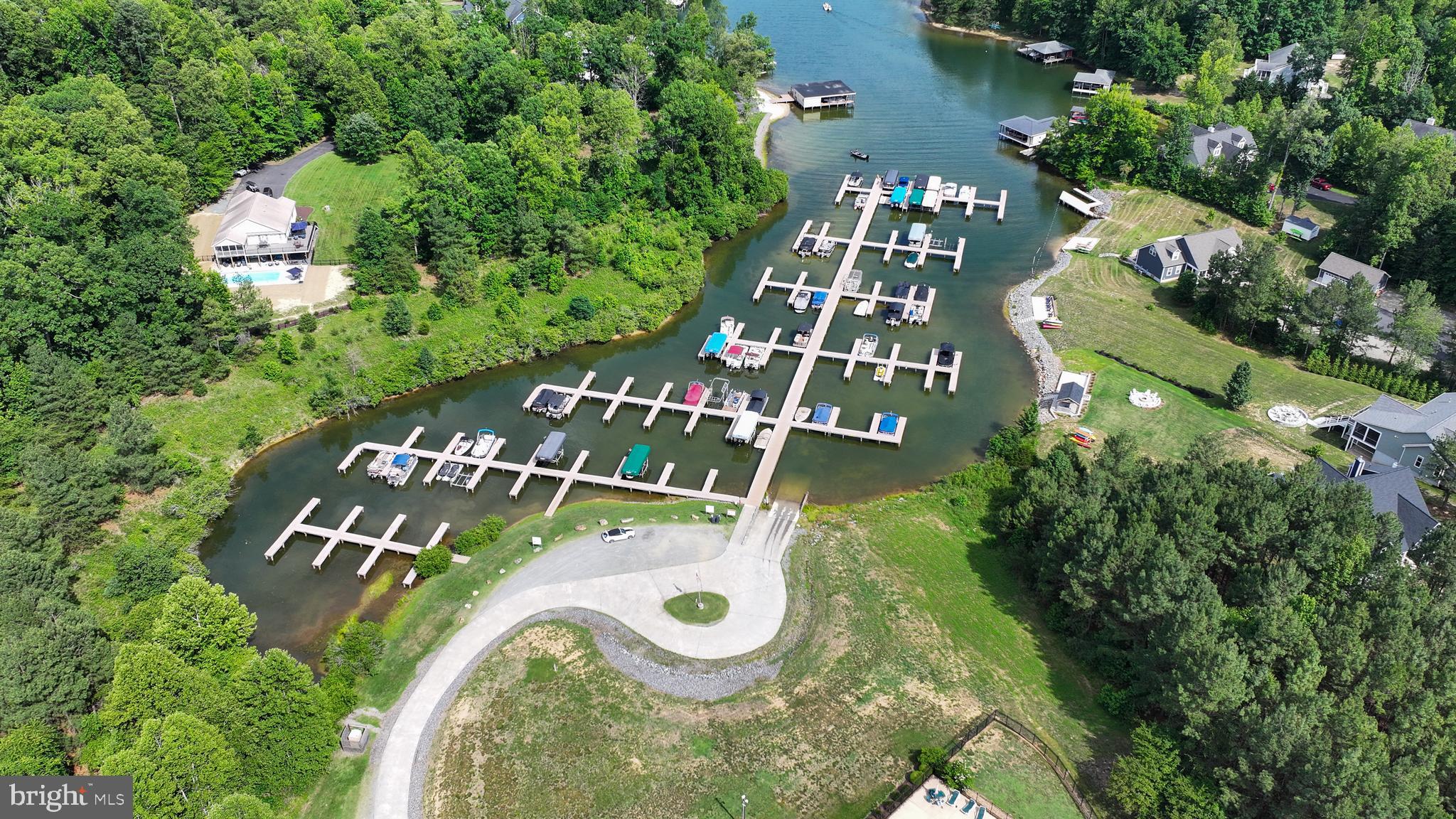 THE WATERS AT LAKE ANNA - Land