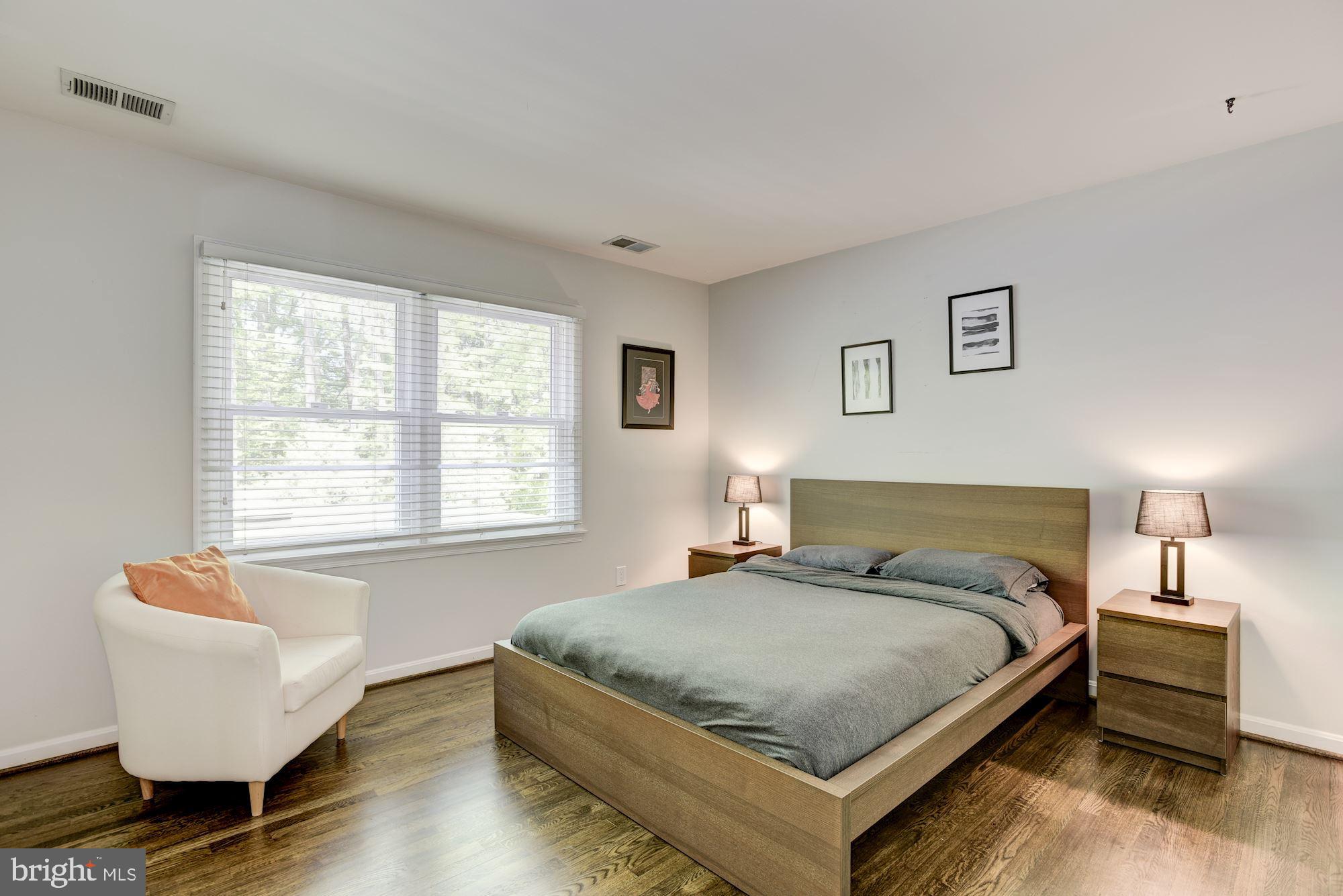 SUMMERWOOD - Residential